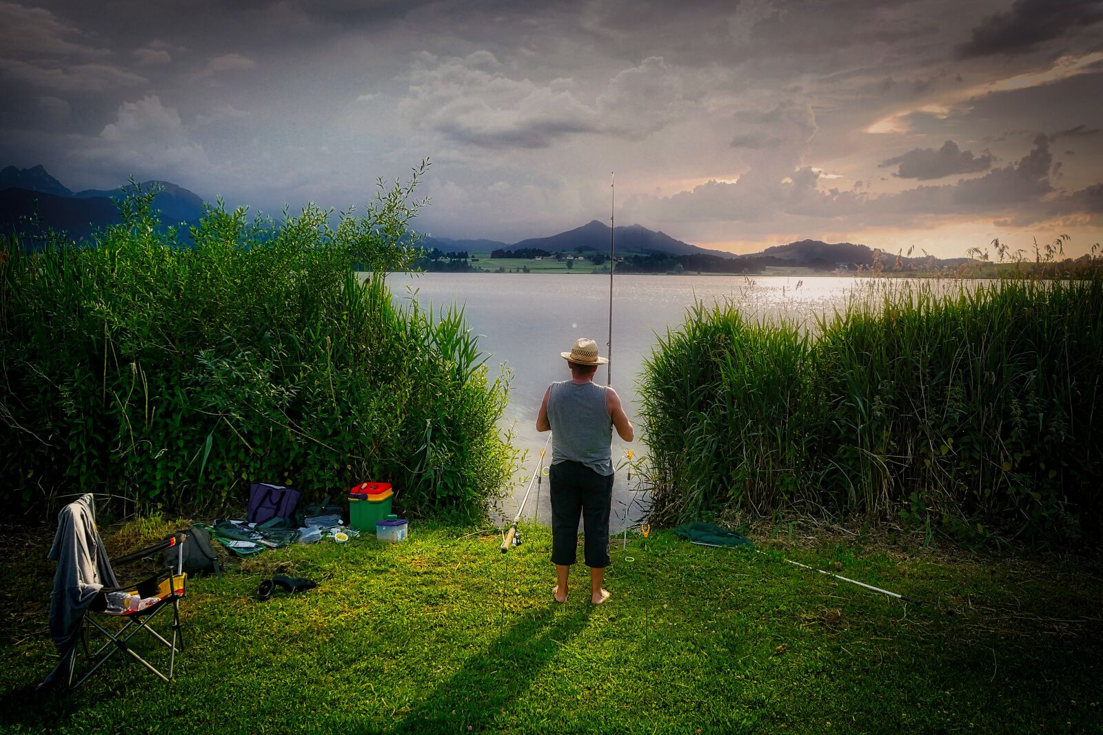 Panasonic Lumix DMC-GX8 sample photo. Angler, fish, bank photography