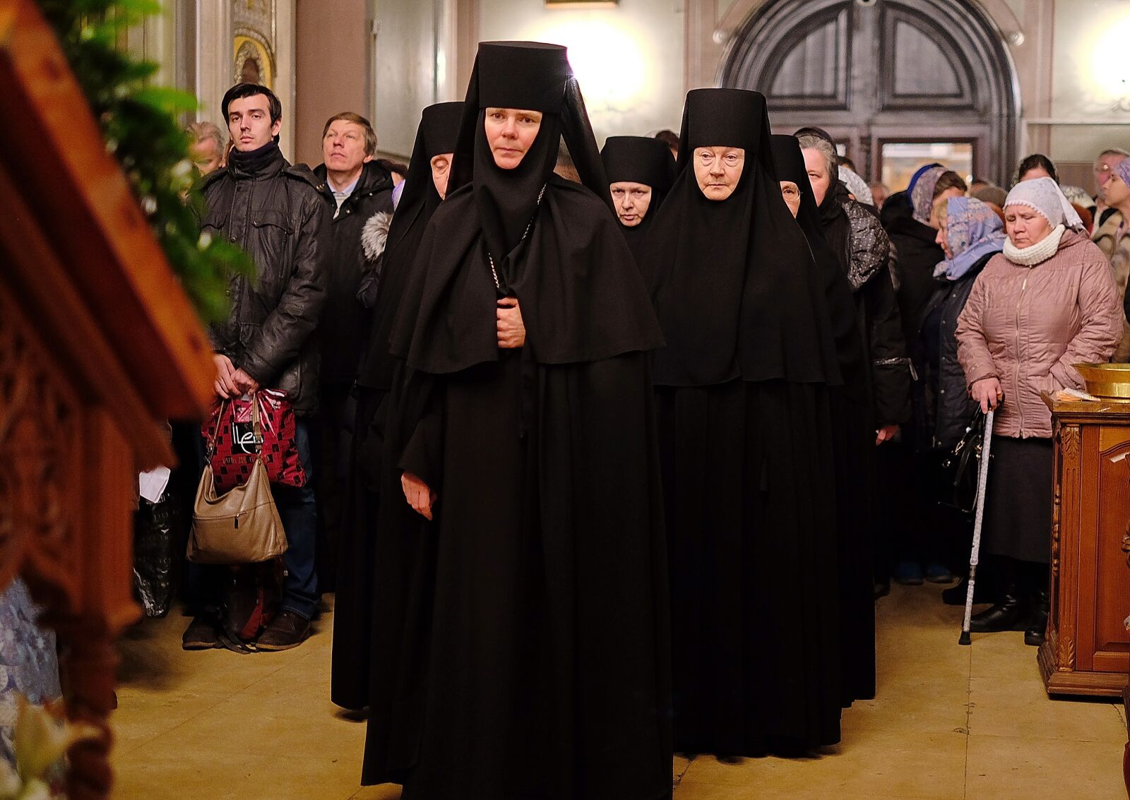 Fujifilm X-T1 + Fujifilm XF 35mm F1.4 R sample photo. Orthodoxy, monastery, service photography