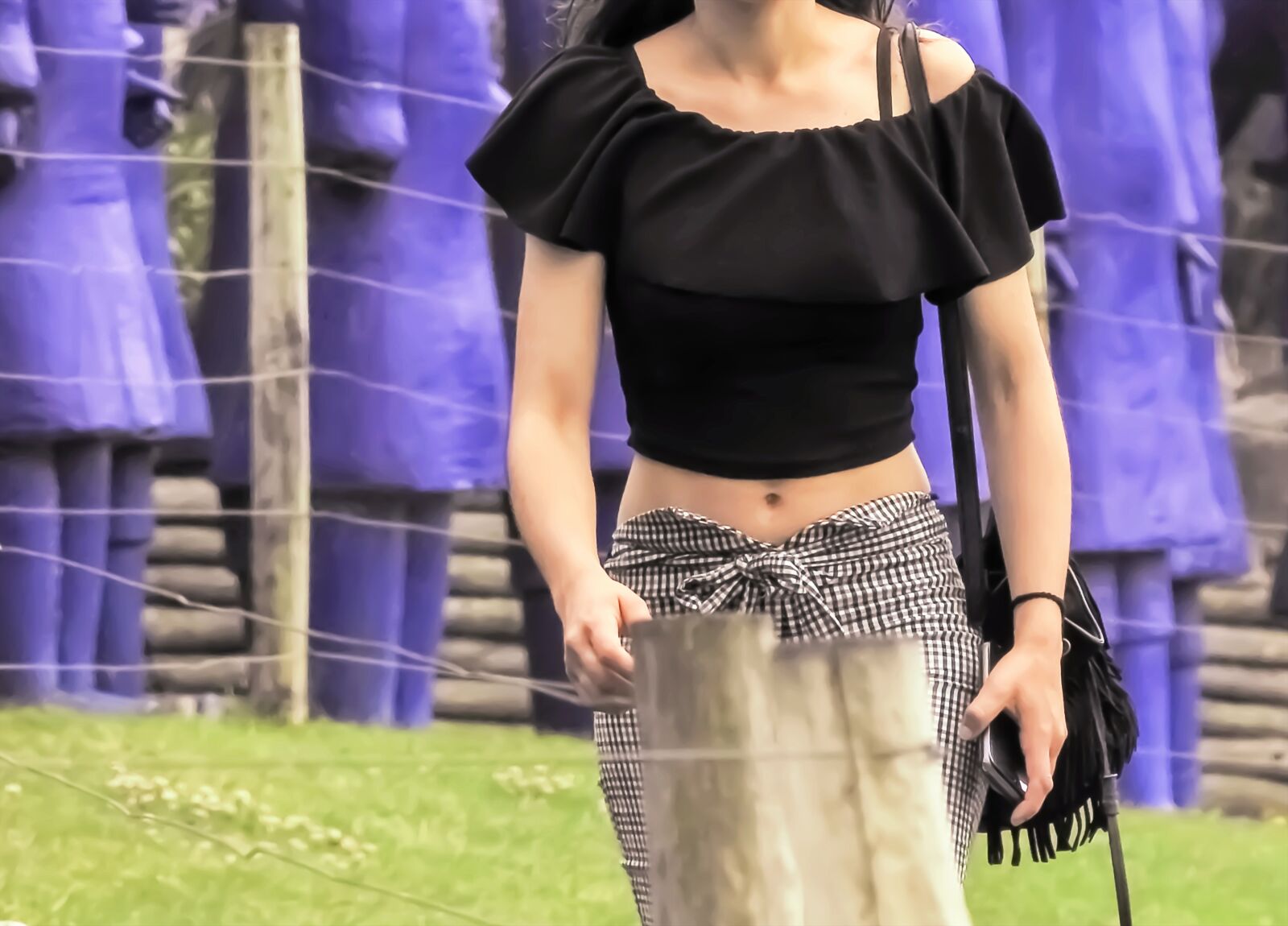 Nikon Coolpix P900 sample photo. Black, girl, model photography