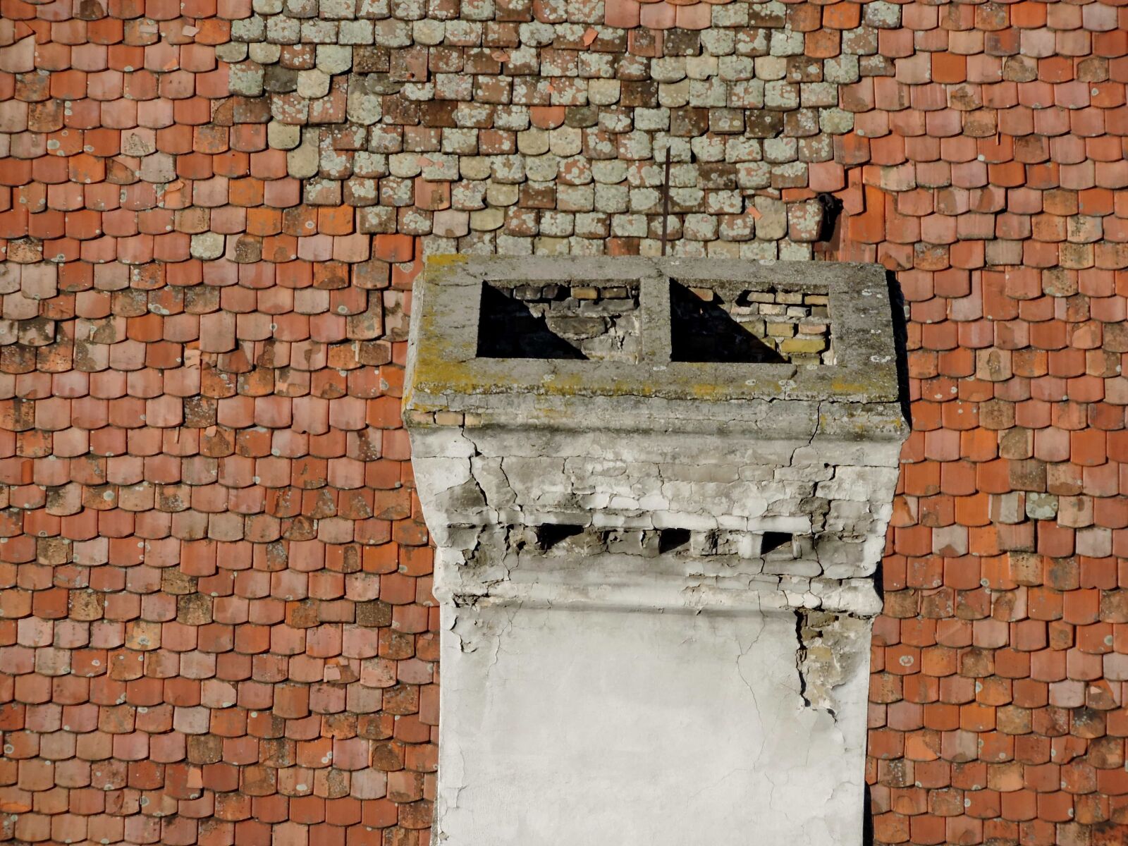 Nikon Coolpix P520 sample photo. Old, building, brick, stone photography