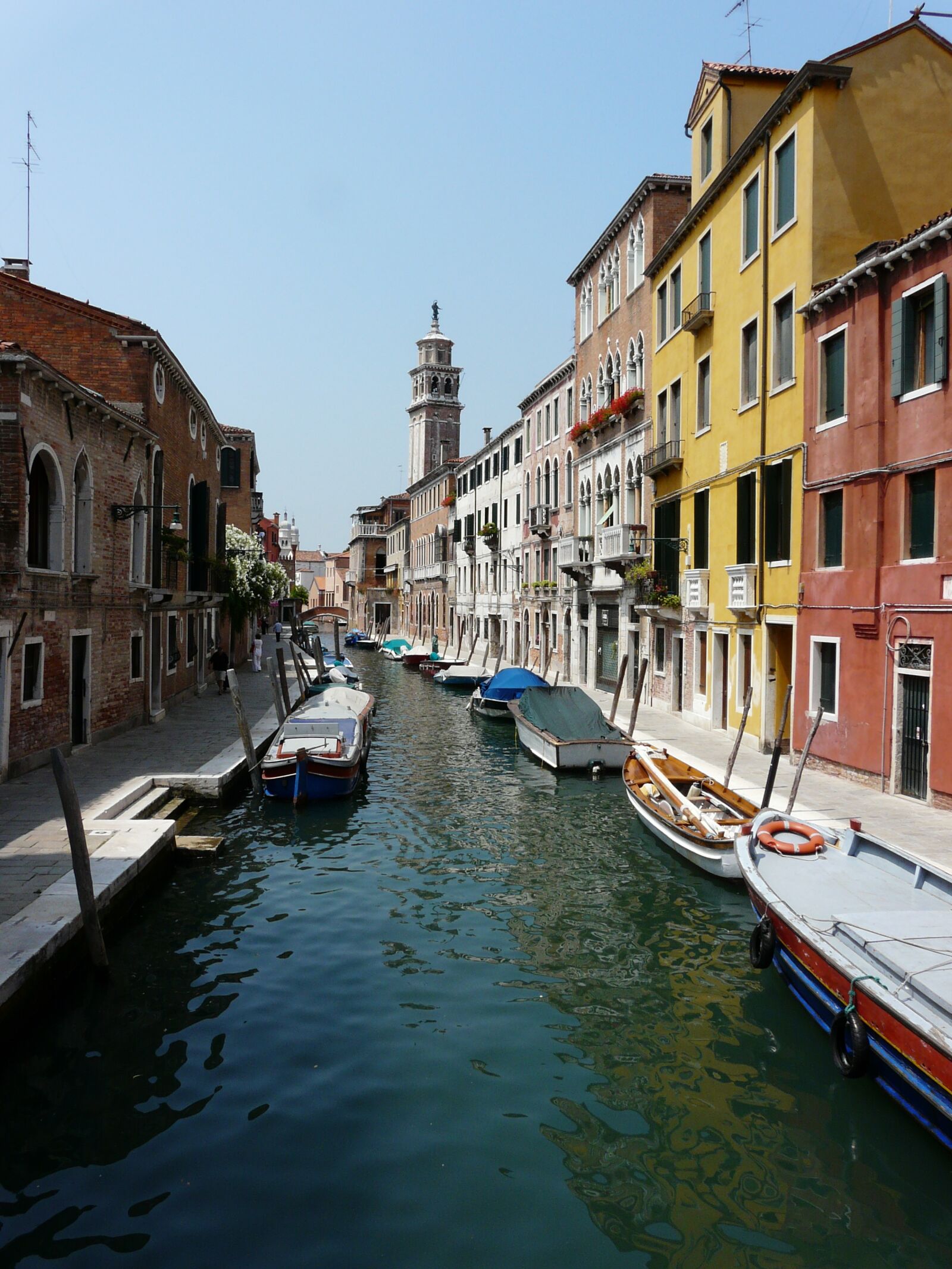 Panasonic DMC-FZ18 sample photo. Venice, italy, canal photography