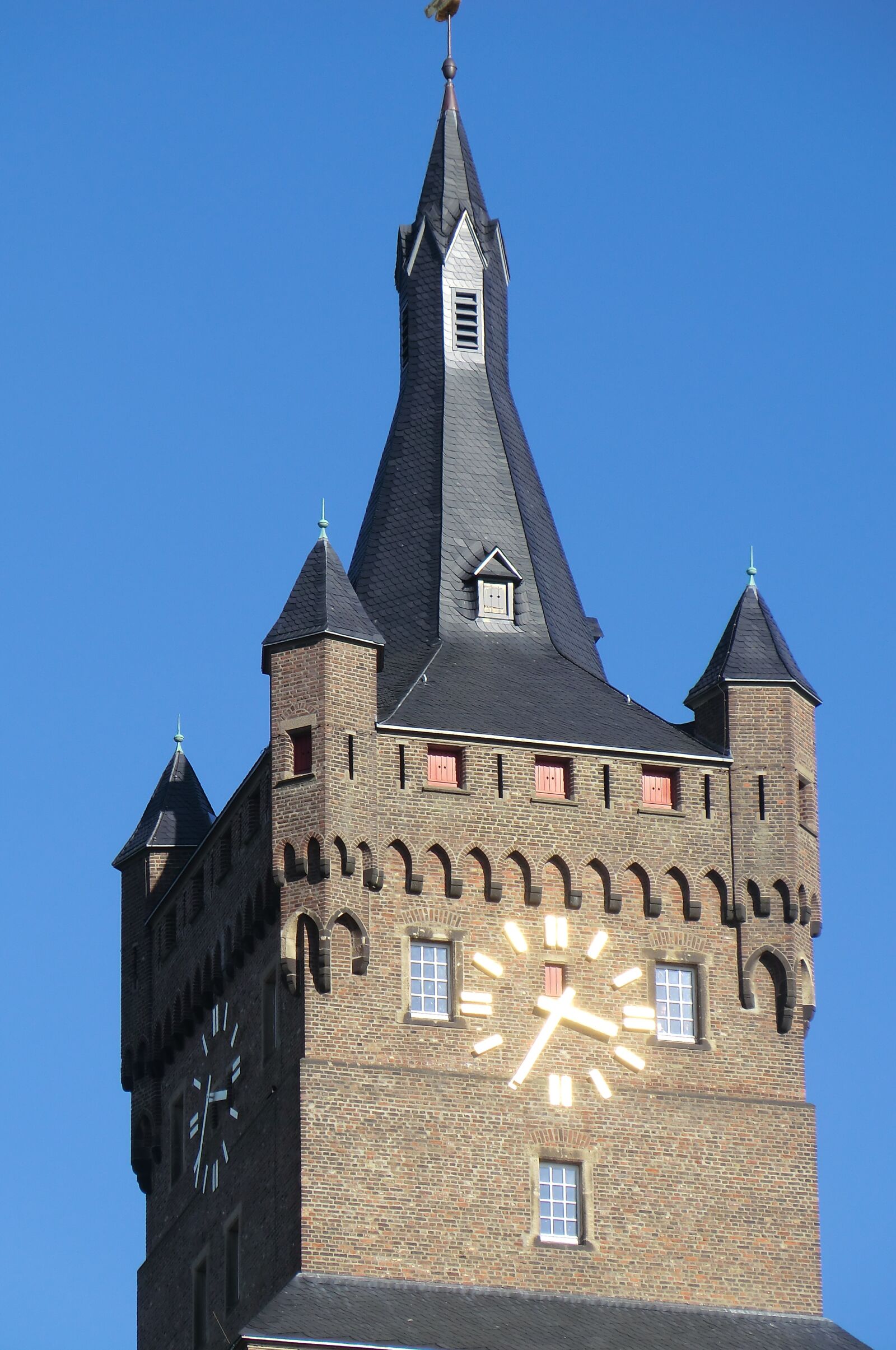 CASIO EX-H5 sample photo. Architecture, tower, germany photography