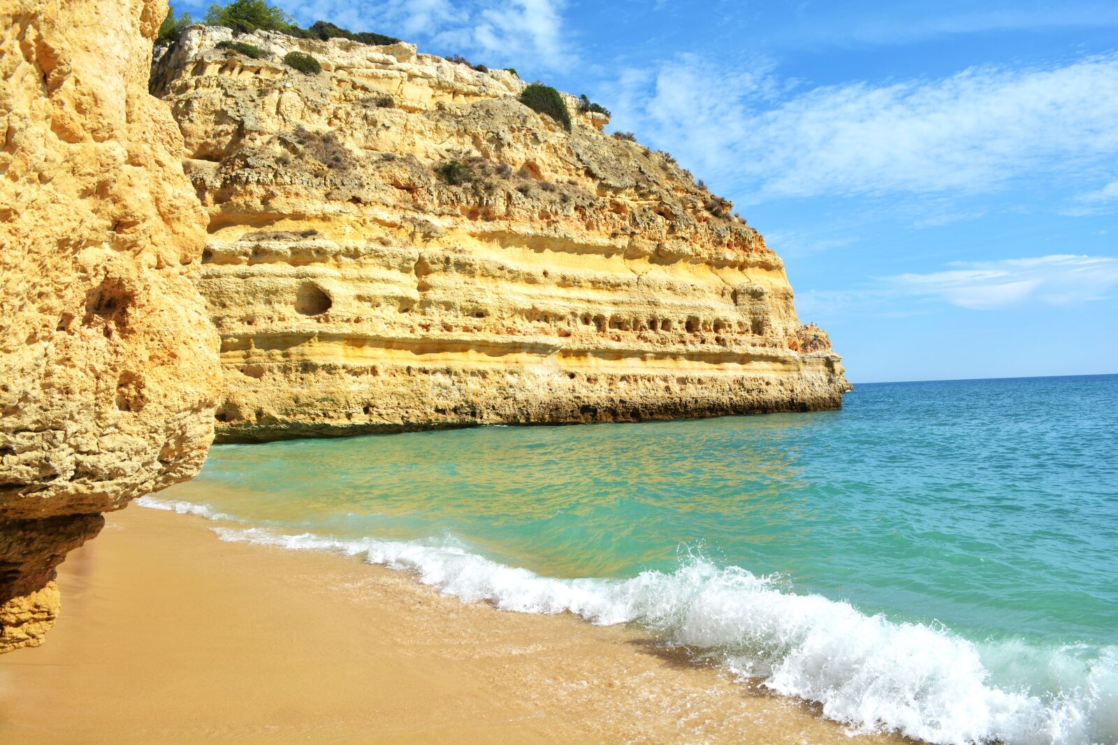 Nikon D5200 sample photo. Praia da marinha, portugal photography