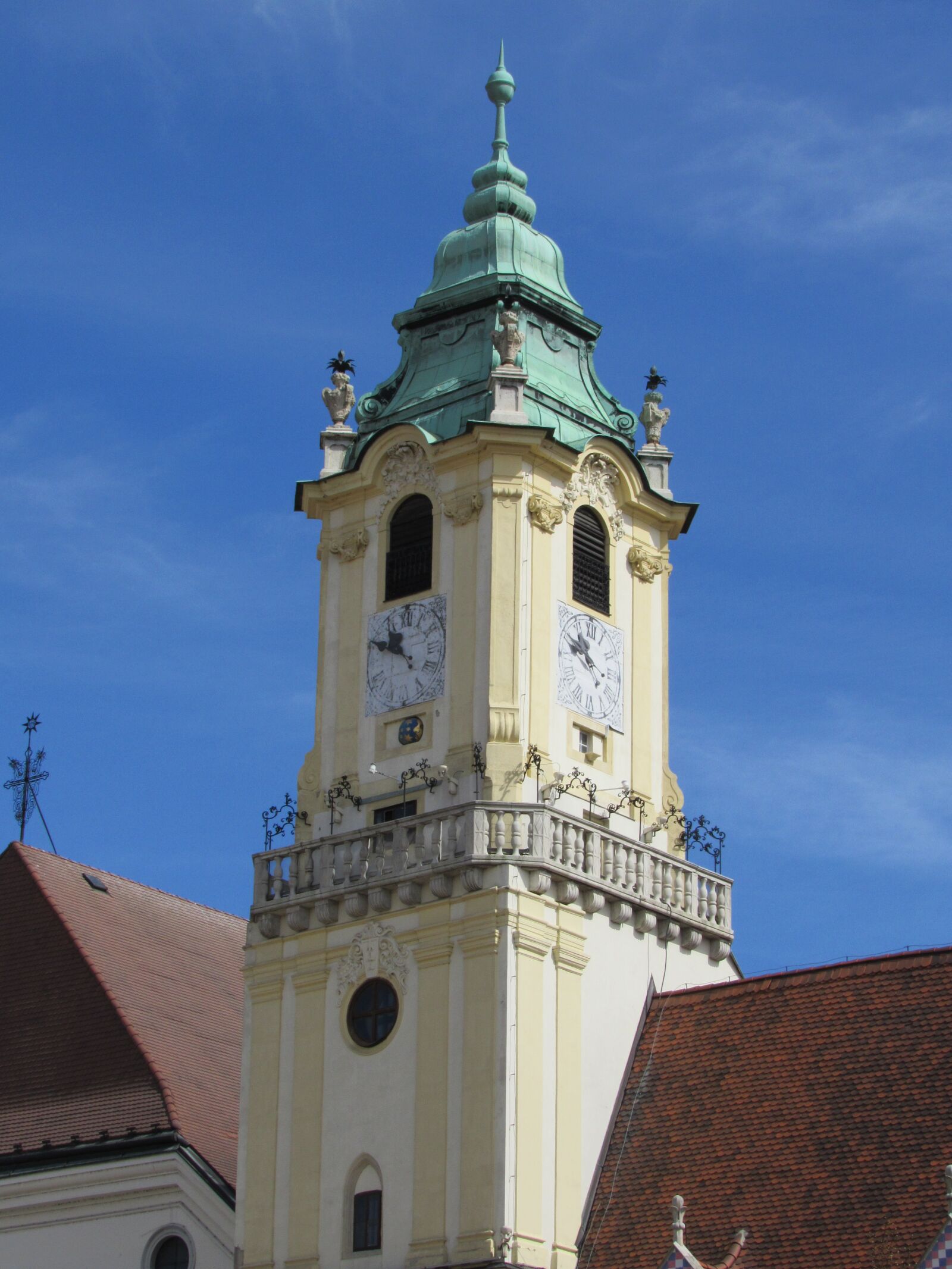 Canon PowerShot SX530 HS sample photo. Bratislava, slovakia, center photography
