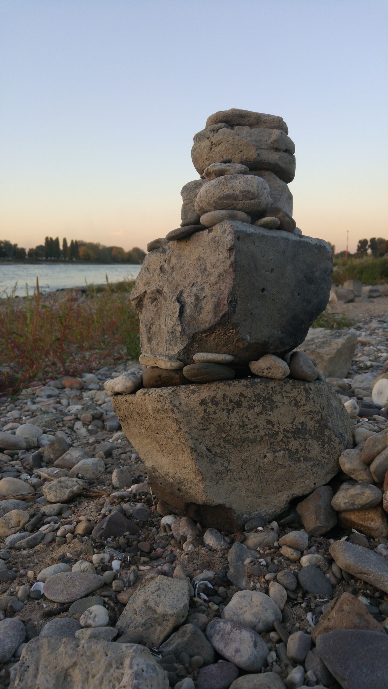 LG G4 sample photo. Stone, pile, nature photography