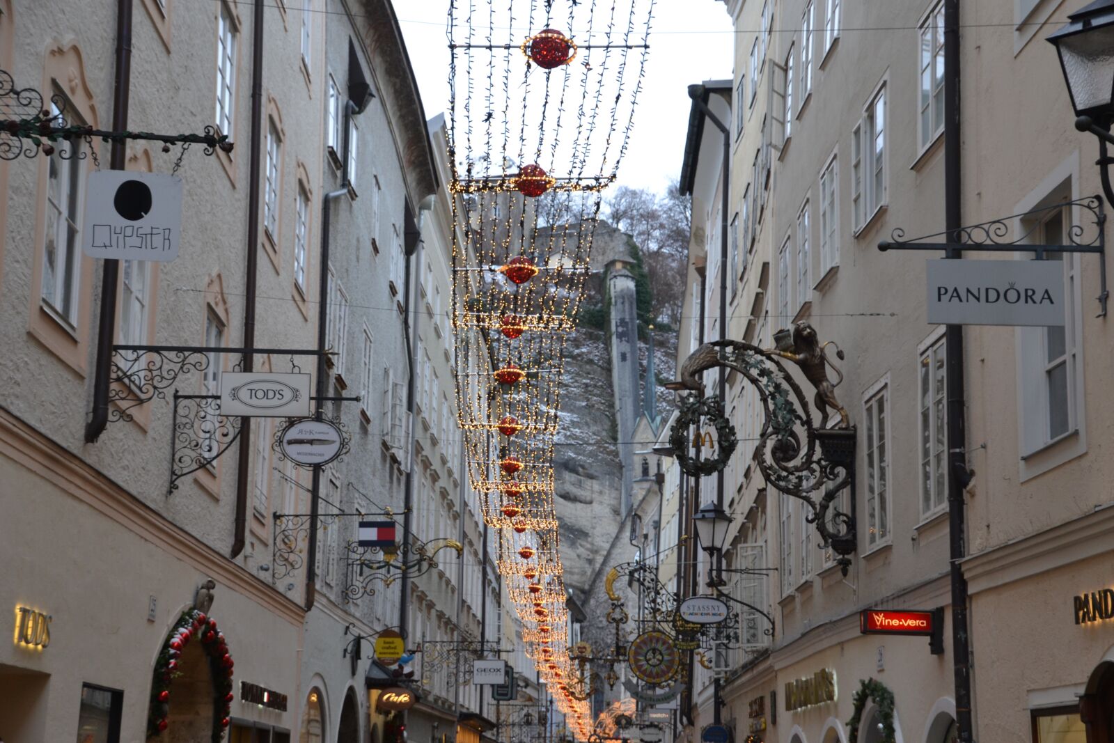 Nikon D3100 sample photo. Salzburg, getreidegasse, nasal signs photography