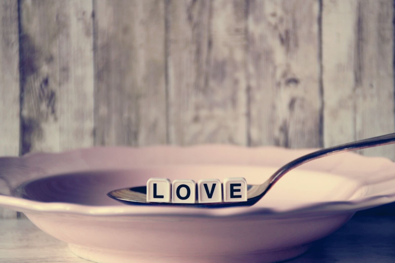 Canon EOS 2000D (EOS Rebel T7 / EOS Kiss X90 / EOS 1500D) sample photo. Love, spoon, letters photography