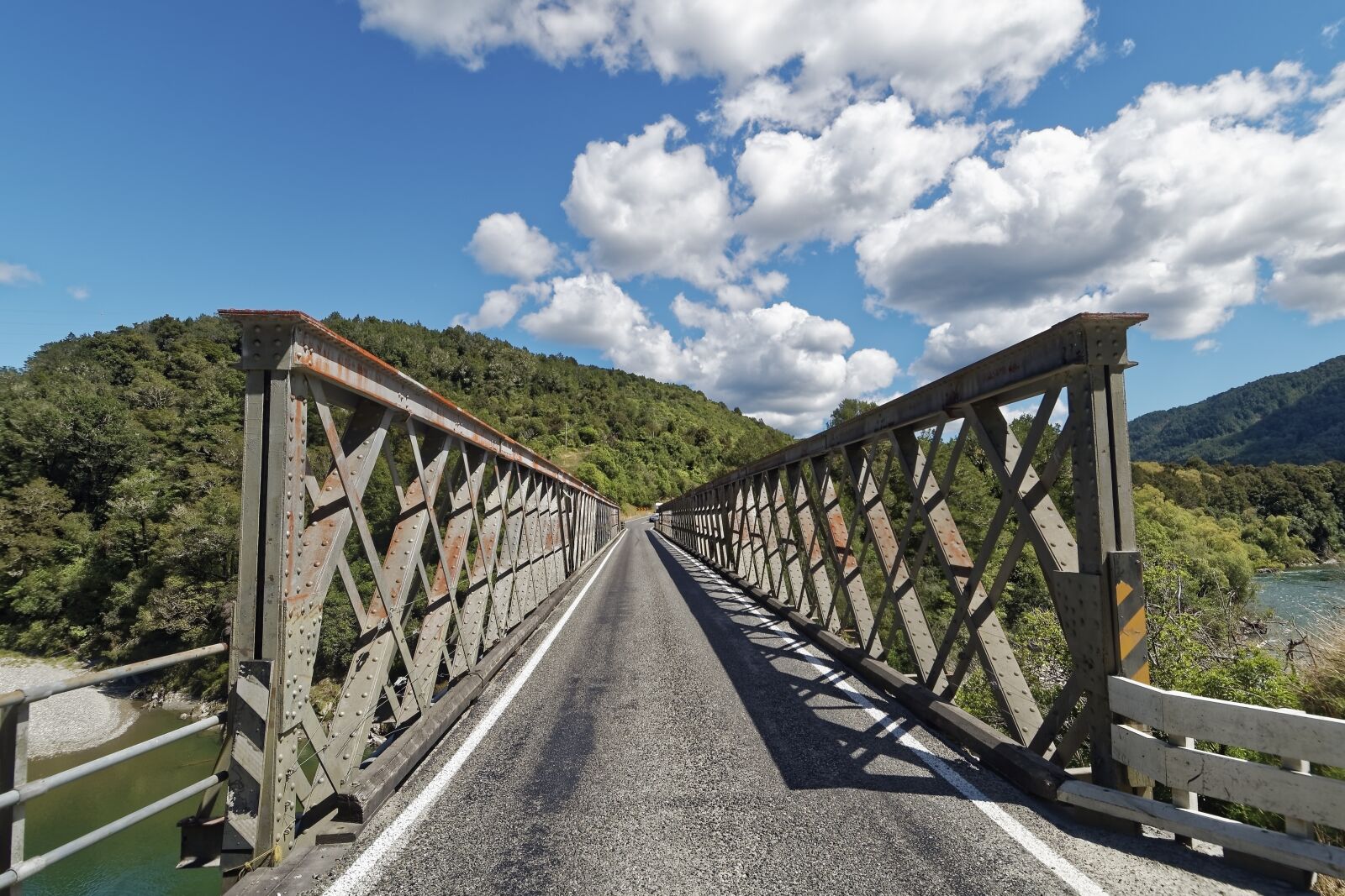 Nikon D500 sample photo. New zealand, iron bridge photography