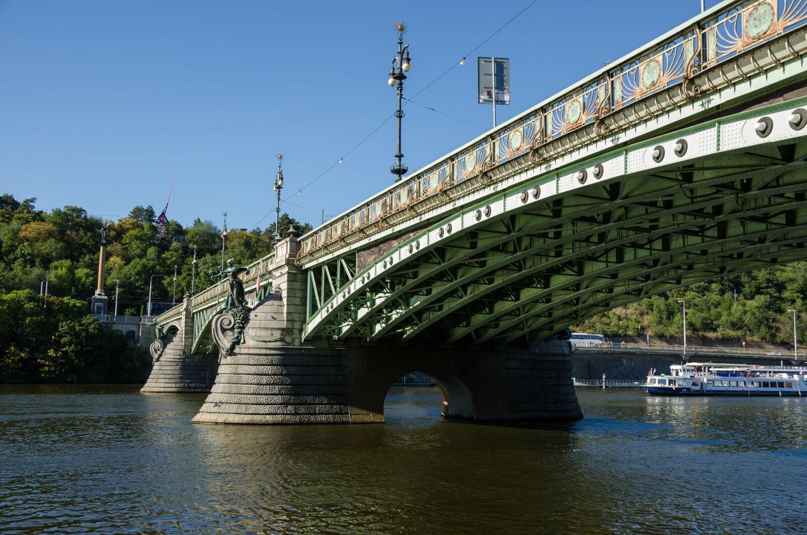 Nikon D5100 sample photo. Ech v most, bridge photography