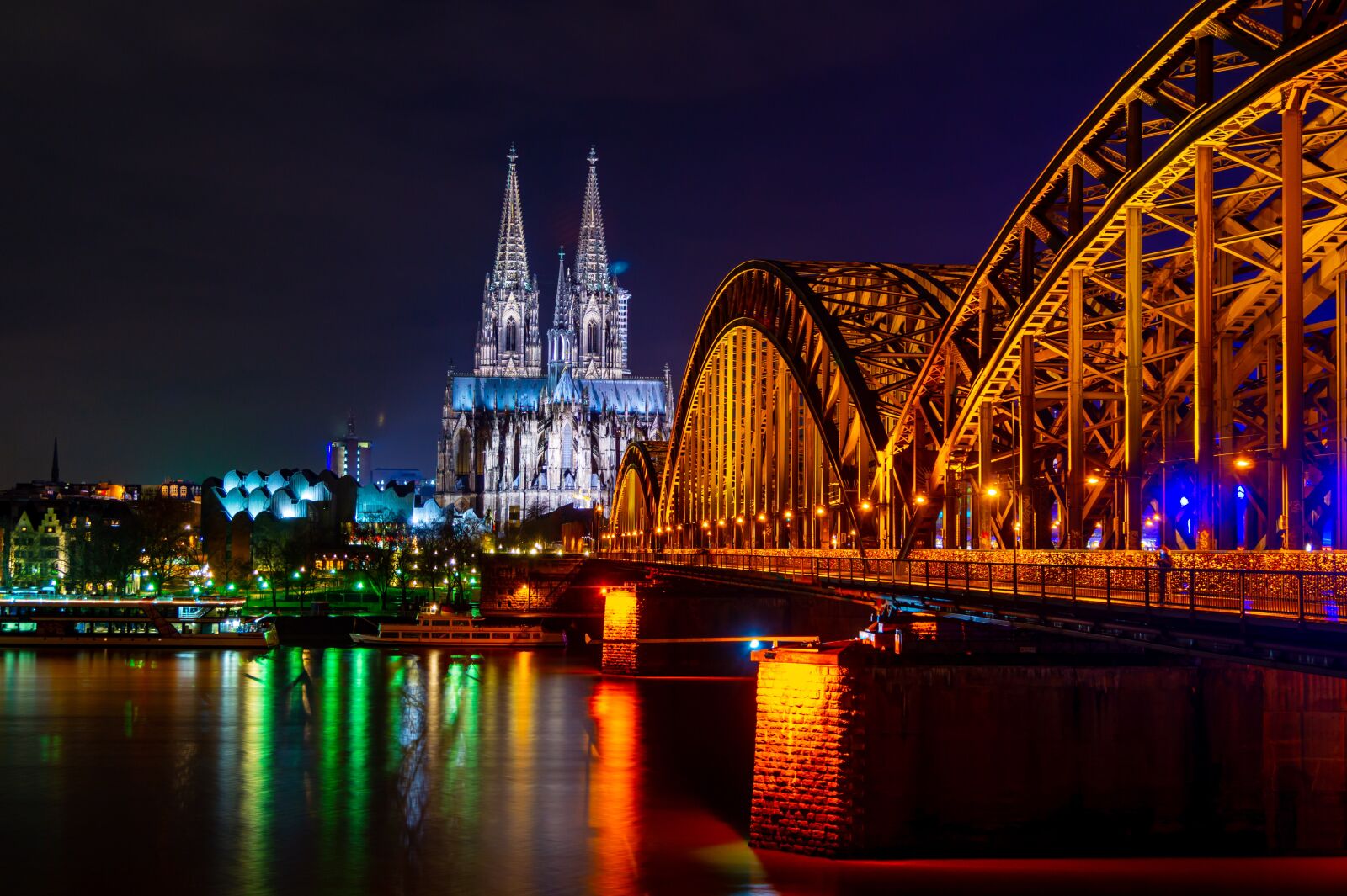 Sony DT 18-55mm F3.5-5.6 SAM II sample photo. Cologne, dom, germany photography