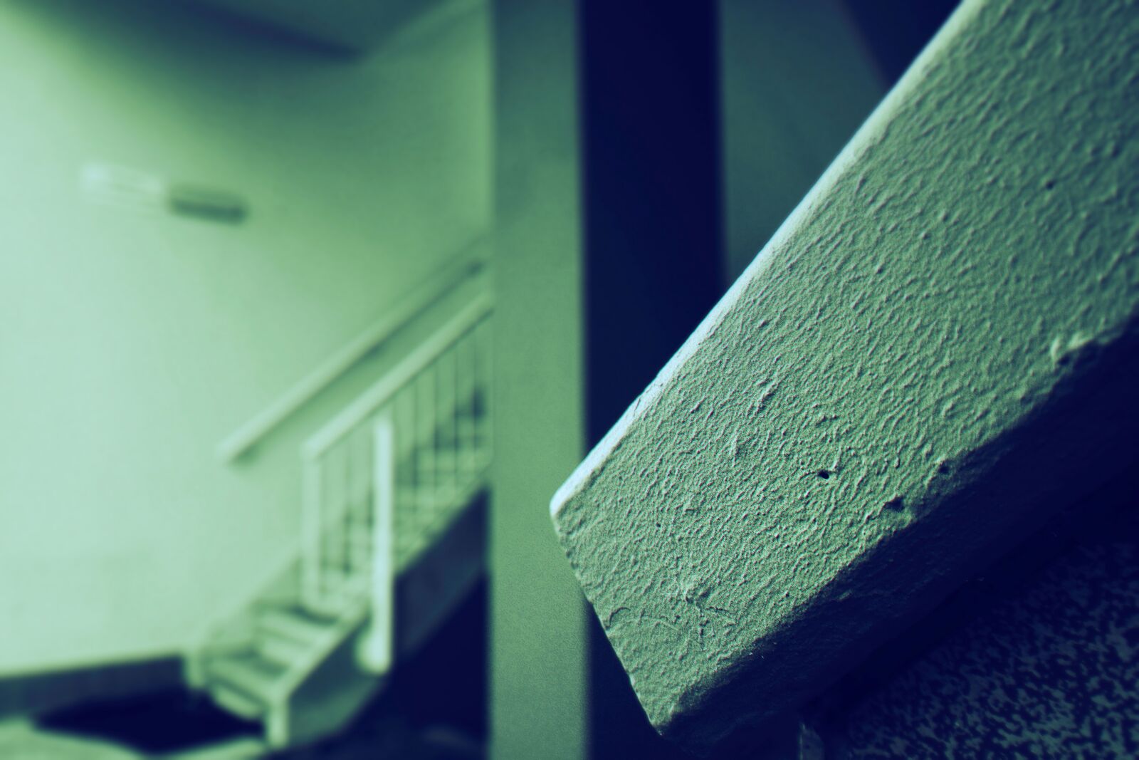Samsung NX300 sample photo. Green, stairs photography