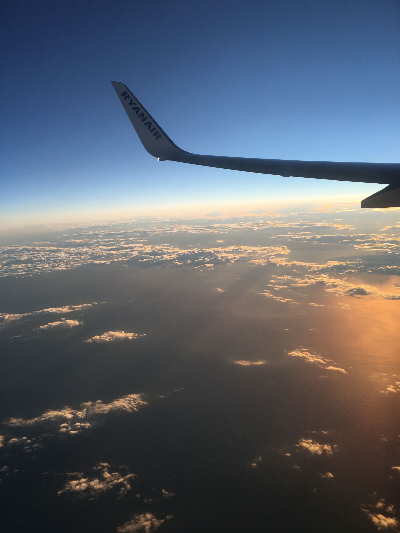 Apple iPhone 6s Plus sample photo. Travel, fly, plane photography