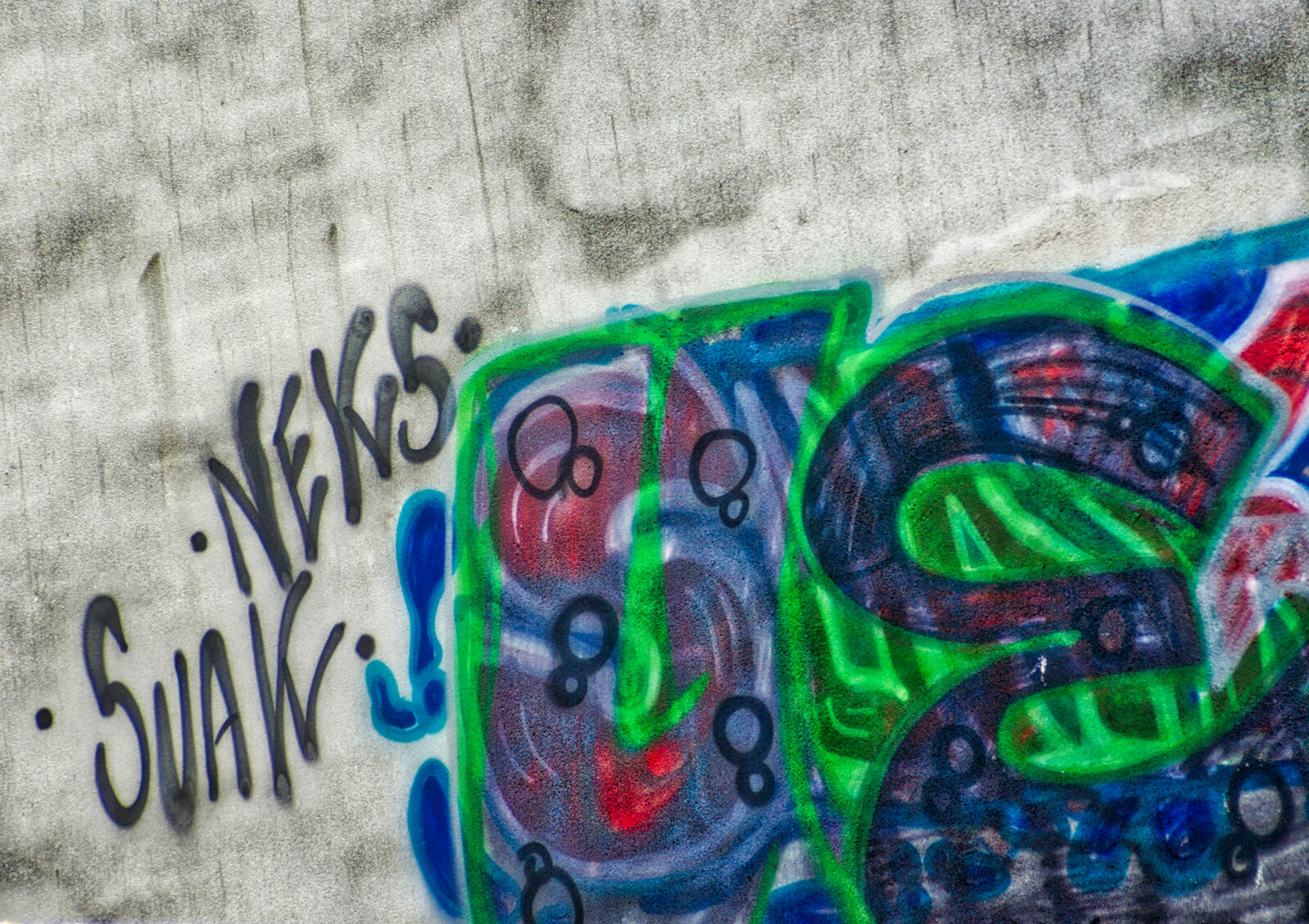 Sony Alpha DSLR-A100 sample photo. Buildingcreations, creativity, grafitti, leuven photography
