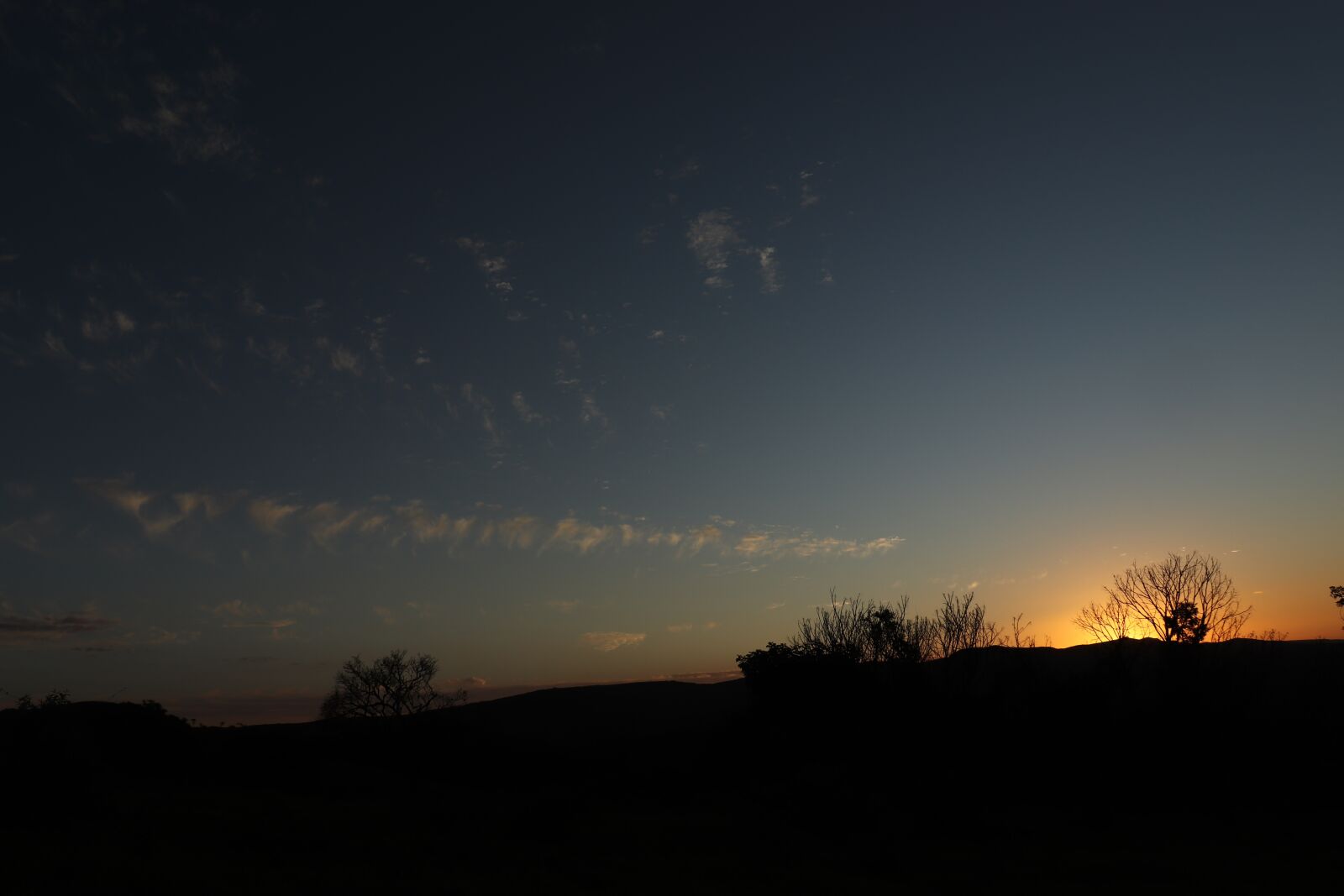 Canon EOS 200D (EOS Rebel SL2 / EOS Kiss X9) sample photo. Sky, eventide, sol photography