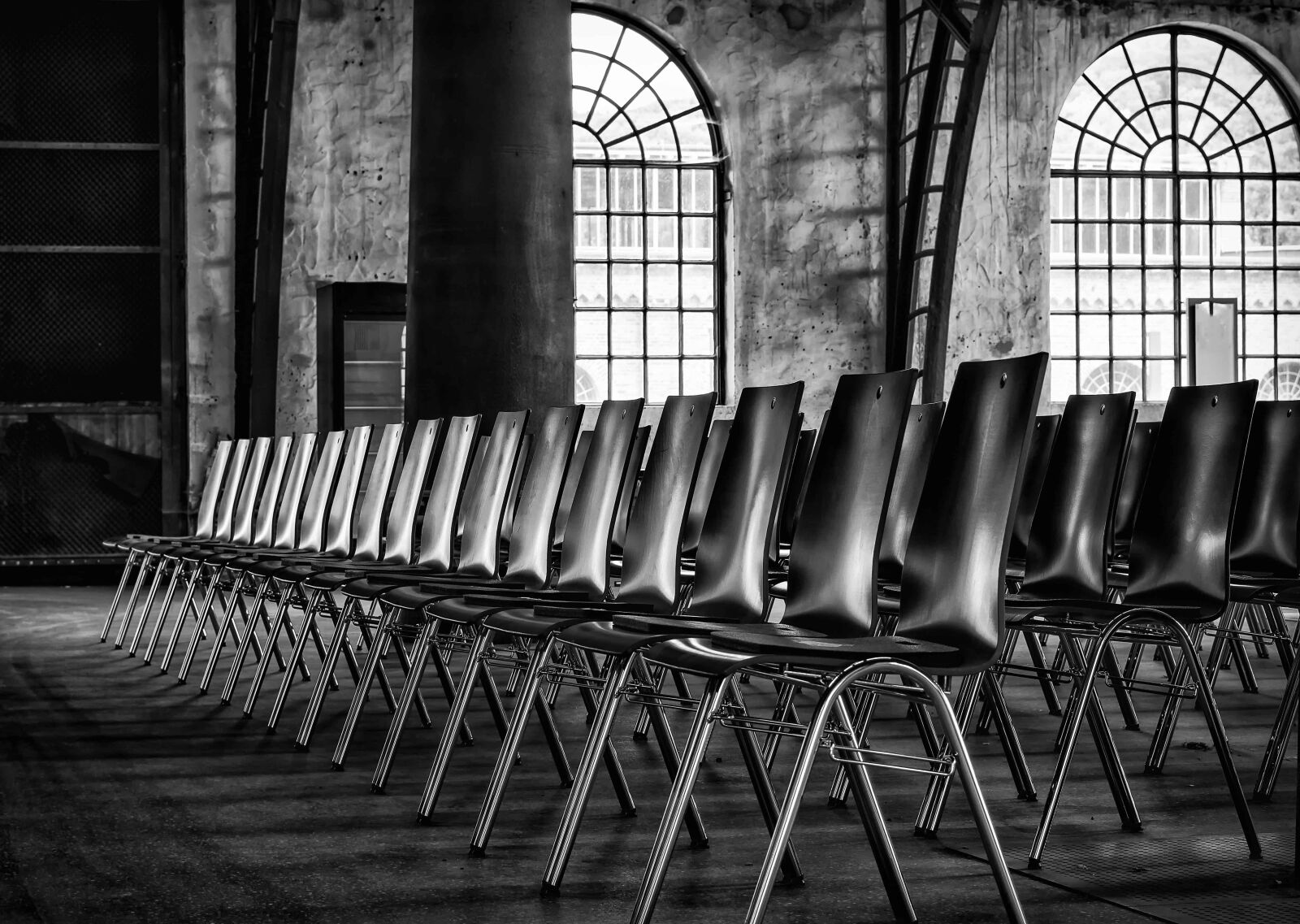 Nikon D3300 sample photo. Chair, furniture, architecture, monochrome photography