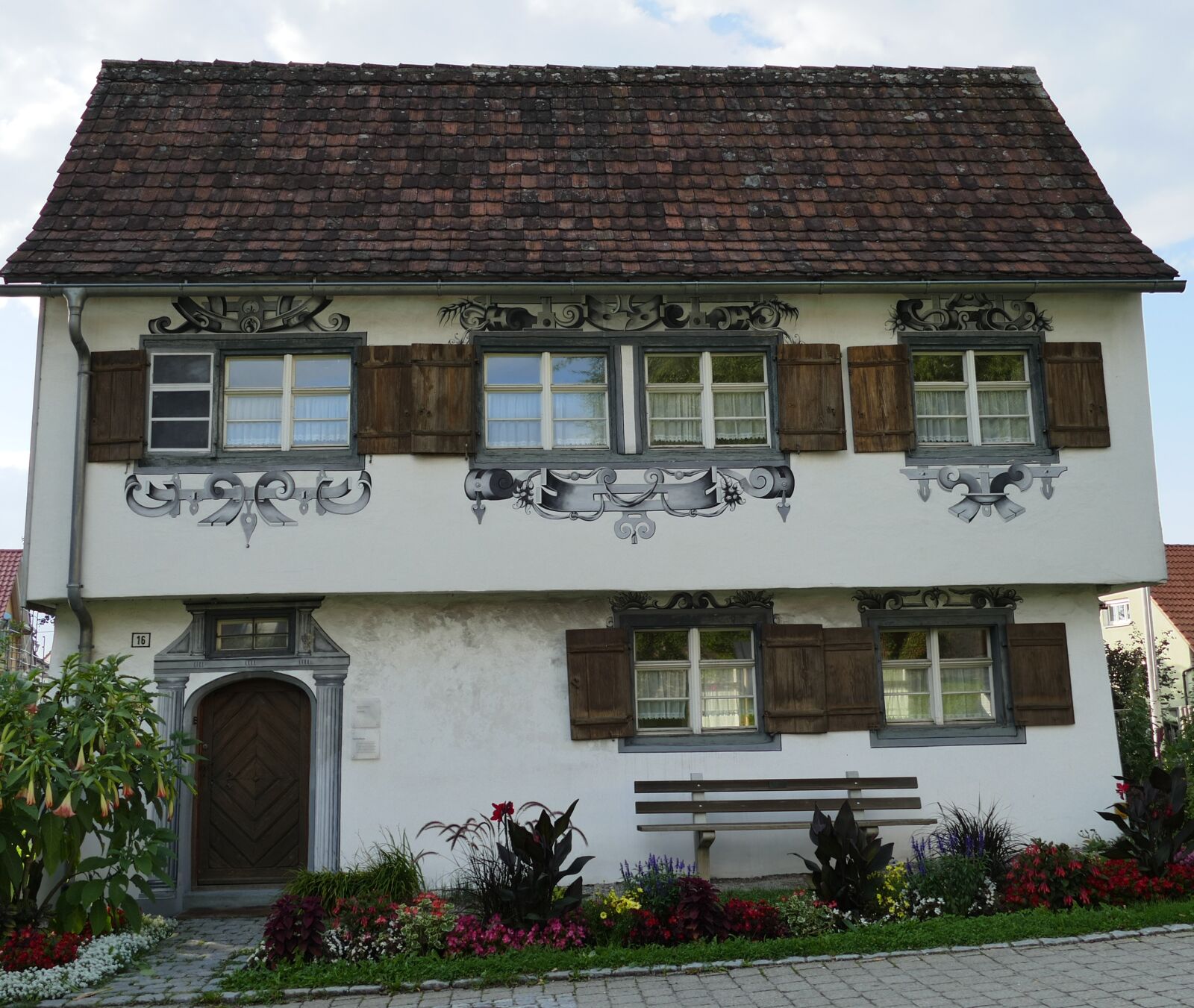 Panasonic Lumix DMC-FZ1000 sample photo. House, jewel, frescos photography