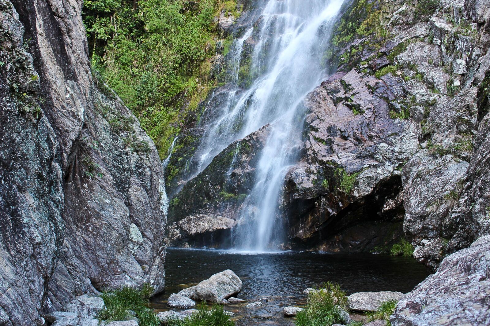Canon EOS 700D (EOS Rebel T5i / EOS Kiss X7i) sample photo. Waterfall, nature, rock photography