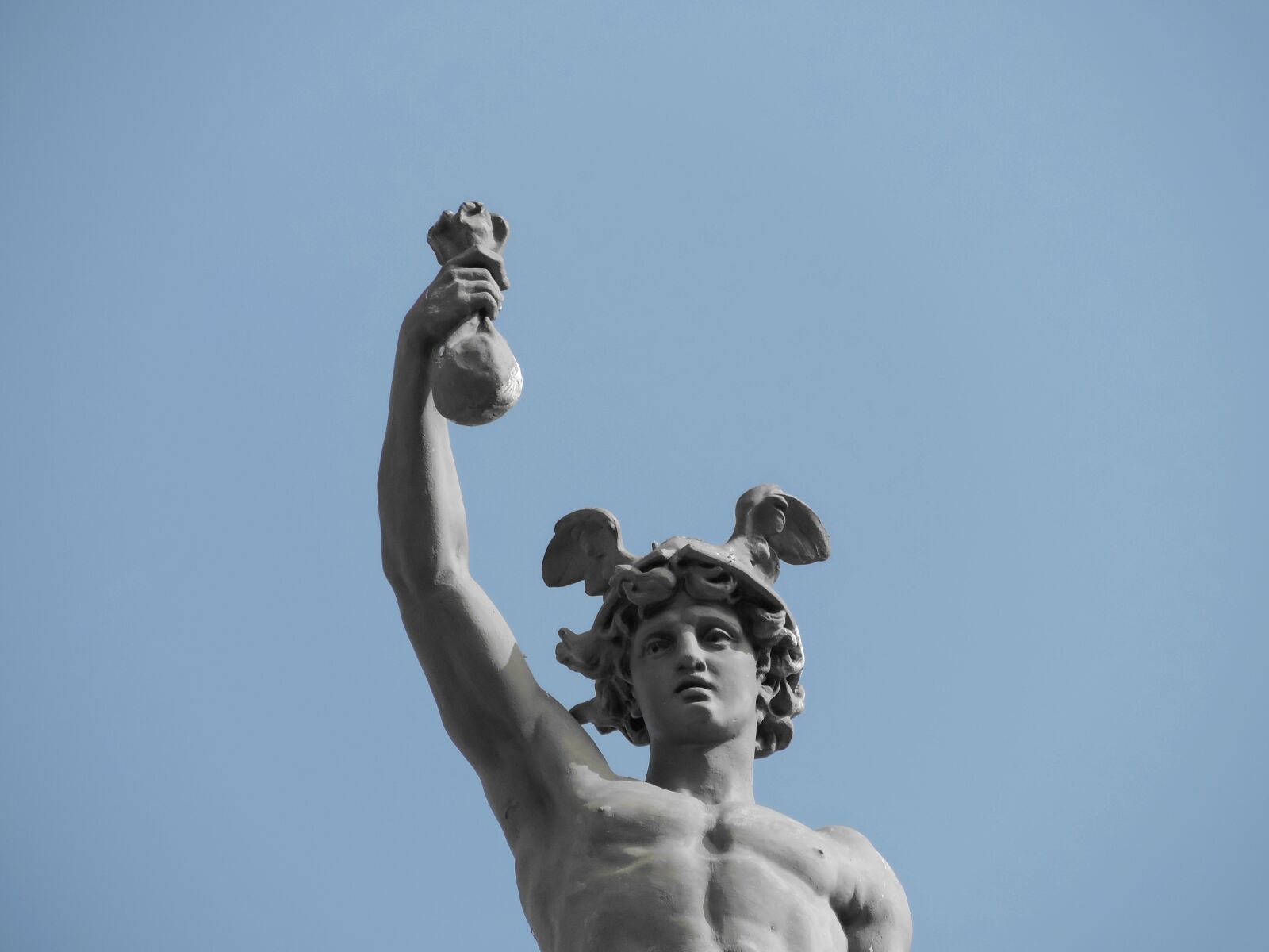 Nikon Coolpix P520 sample photo. Bust, marble, statue, sculpture photography