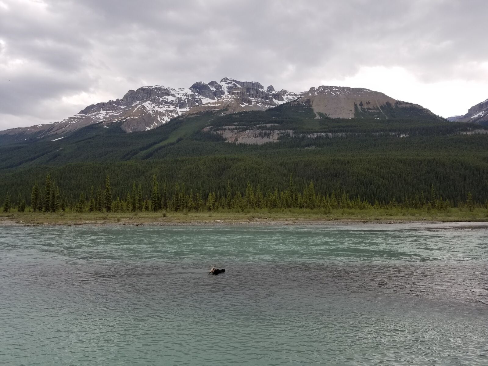 Samsung Galaxy S8+ sample photo. Mountain, river, nature photography