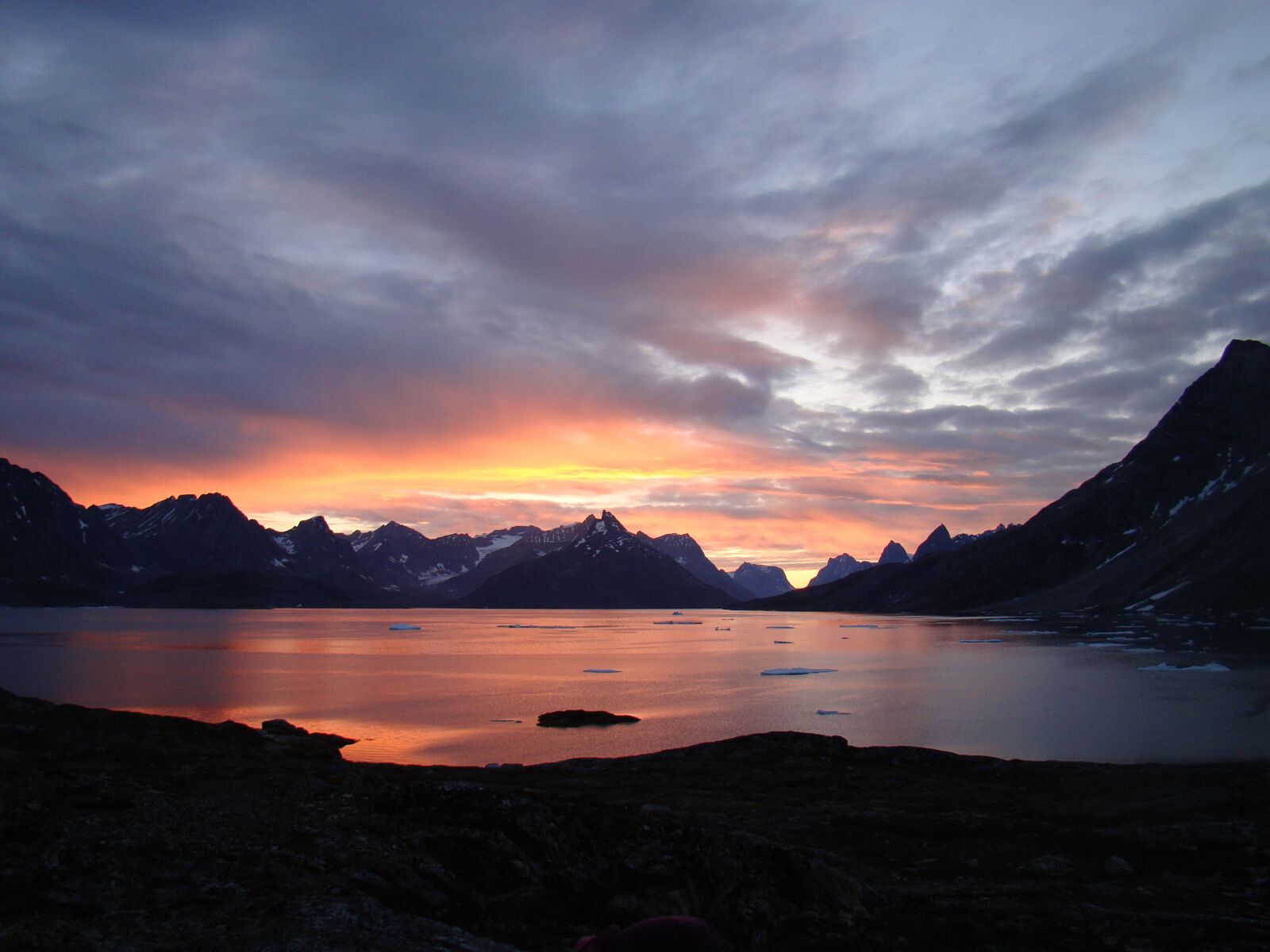 Sony Cyber-shot DSC-H50 sample photo. Greenland, mountains, land photography
