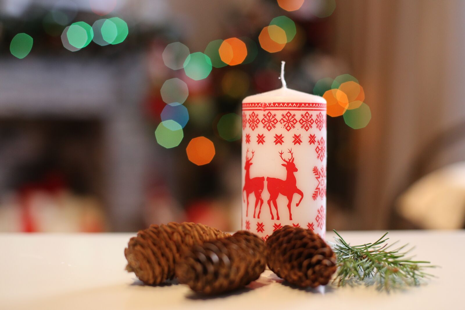 Canon EOS 6D + Canon EF 50mm F1.4 USM sample photo. Candle, ornament, cone photography