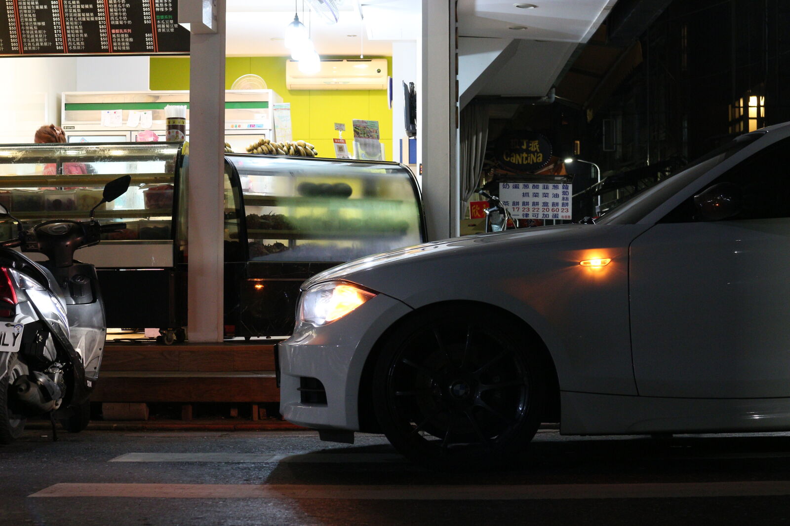 Canon EOS M sample photo