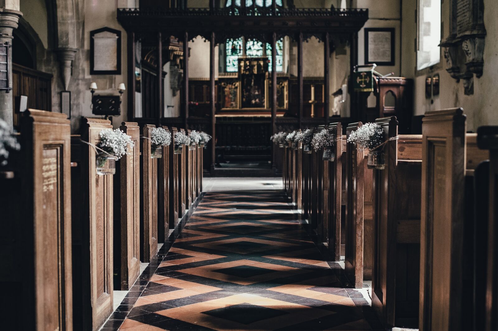 Nikon D4S sample photo. Aisle, altar, building photography