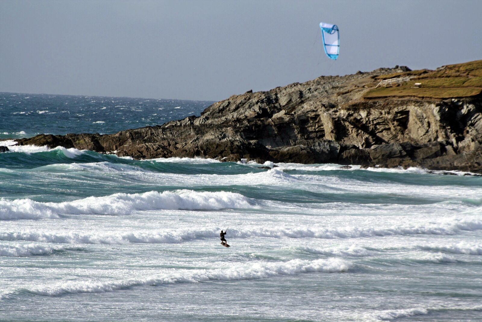 Canon EOS 1000D (EOS Digital Rebel XS / EOS Kiss F) sample photo. Surf, water sports, windsurfer photography