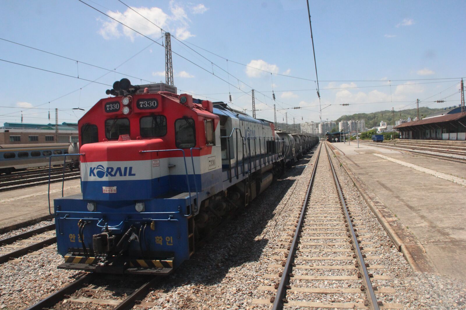 Canon EOS 600D (Rebel EOS T3i / EOS Kiss X5) sample photo. Railway, train, the railroad photography