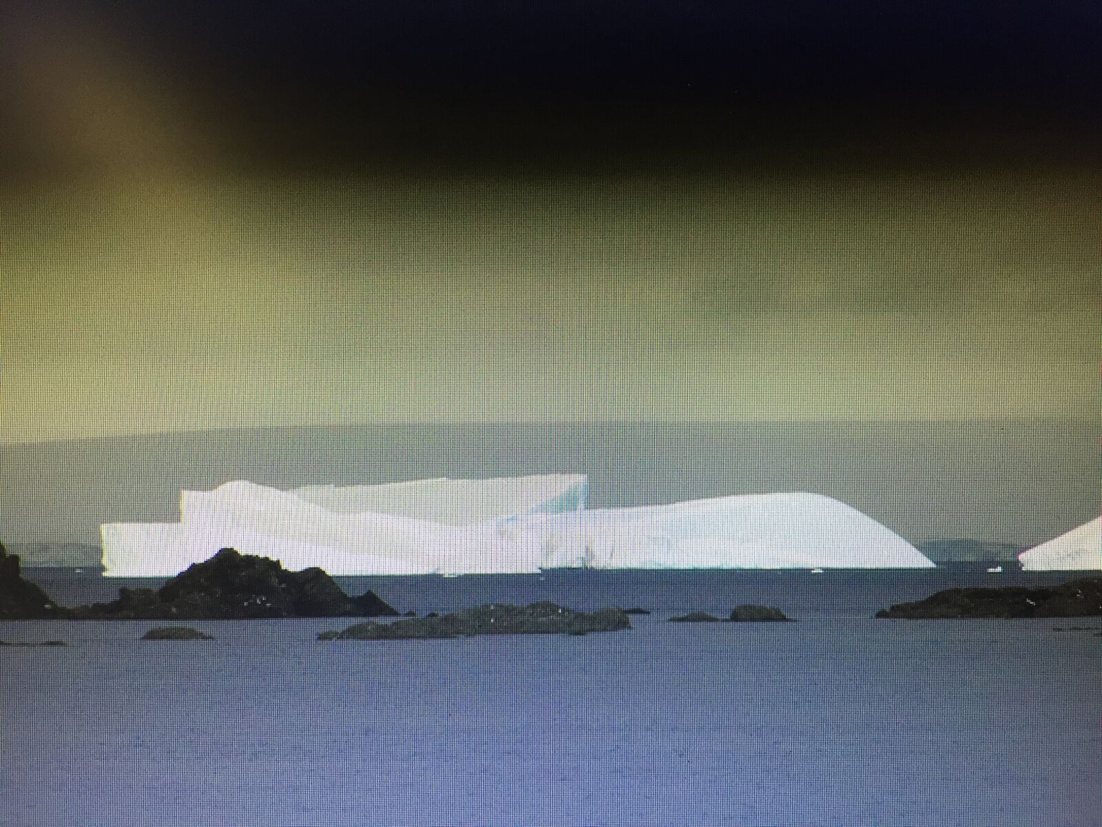 iPhone 6 back camera 4.15mm f/2.2 sample photo. Antarctica, ice photography