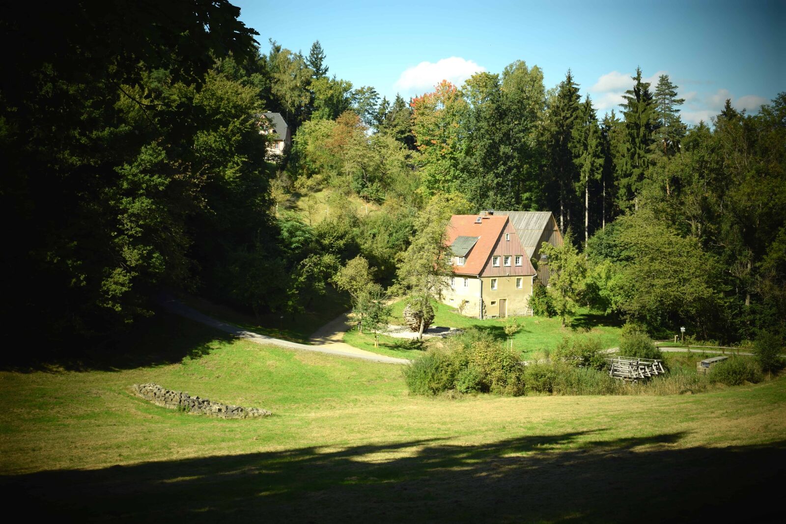 Nikon D3300 sample photo. Landscape, house, grass, wood photography
