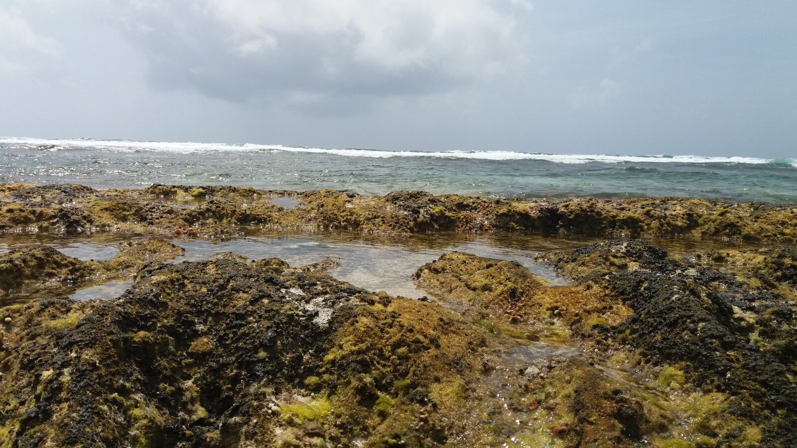 Samsung Galaxy J5 sample photo. Beach, water, sea photography