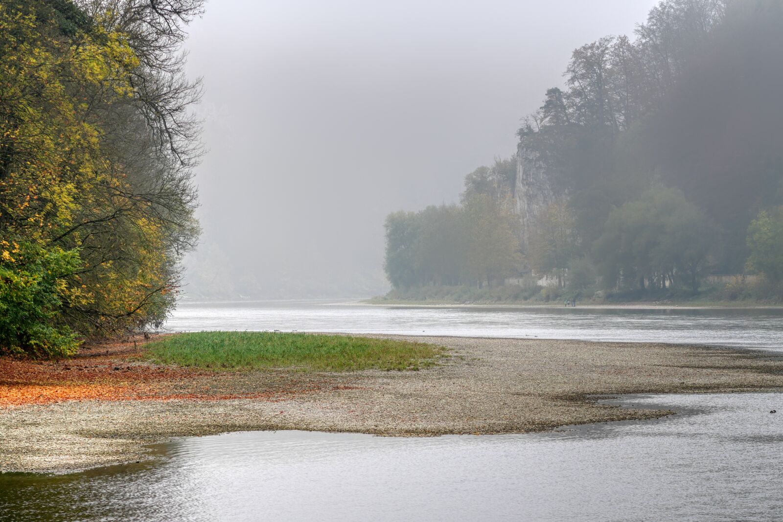 Panasonic Lumix DC-G90 (Lumix DC-G91) sample photo. Danube gorge, danube, rock photography