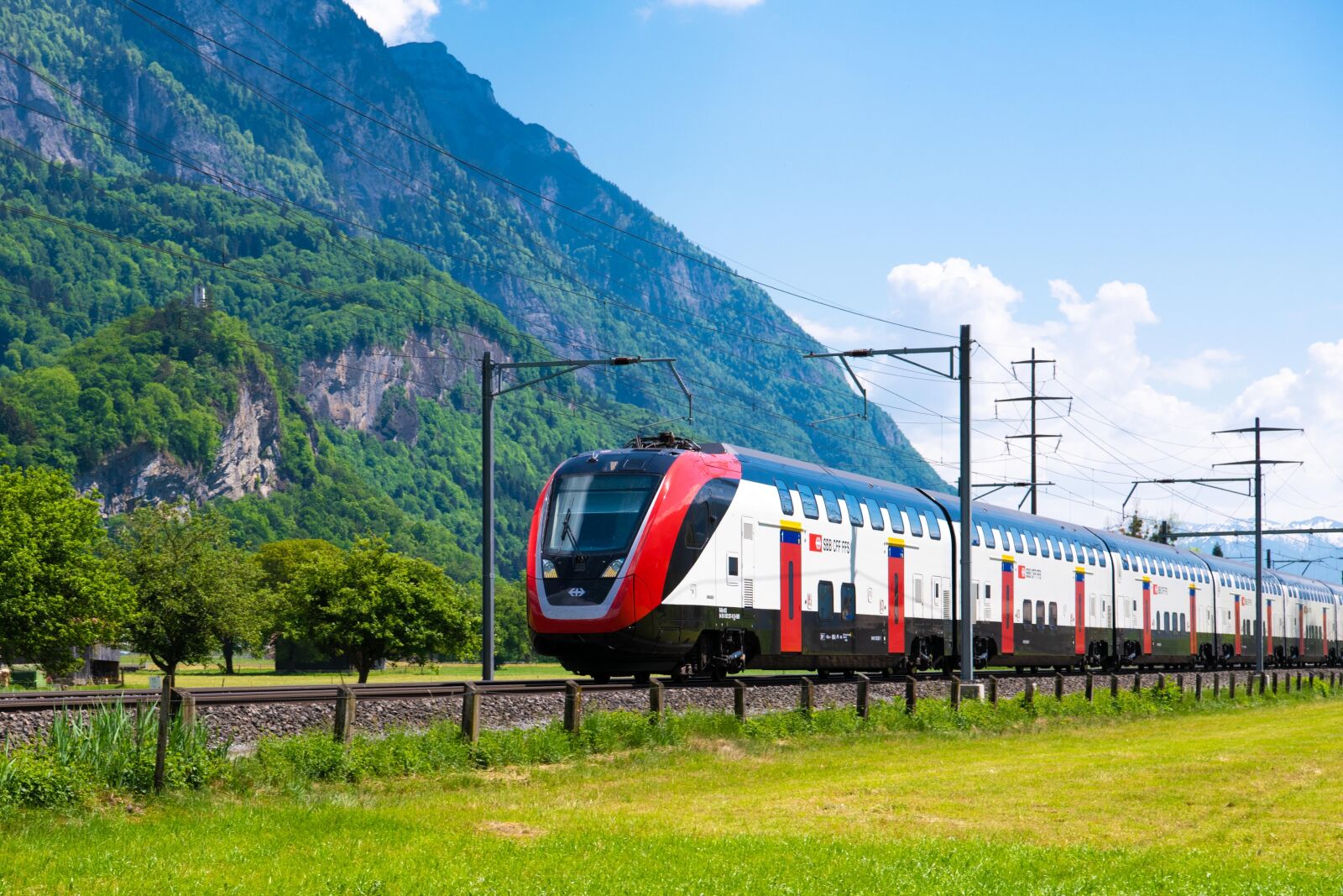 Nikon D850 sample photo. Passenger train, sbb, train photography