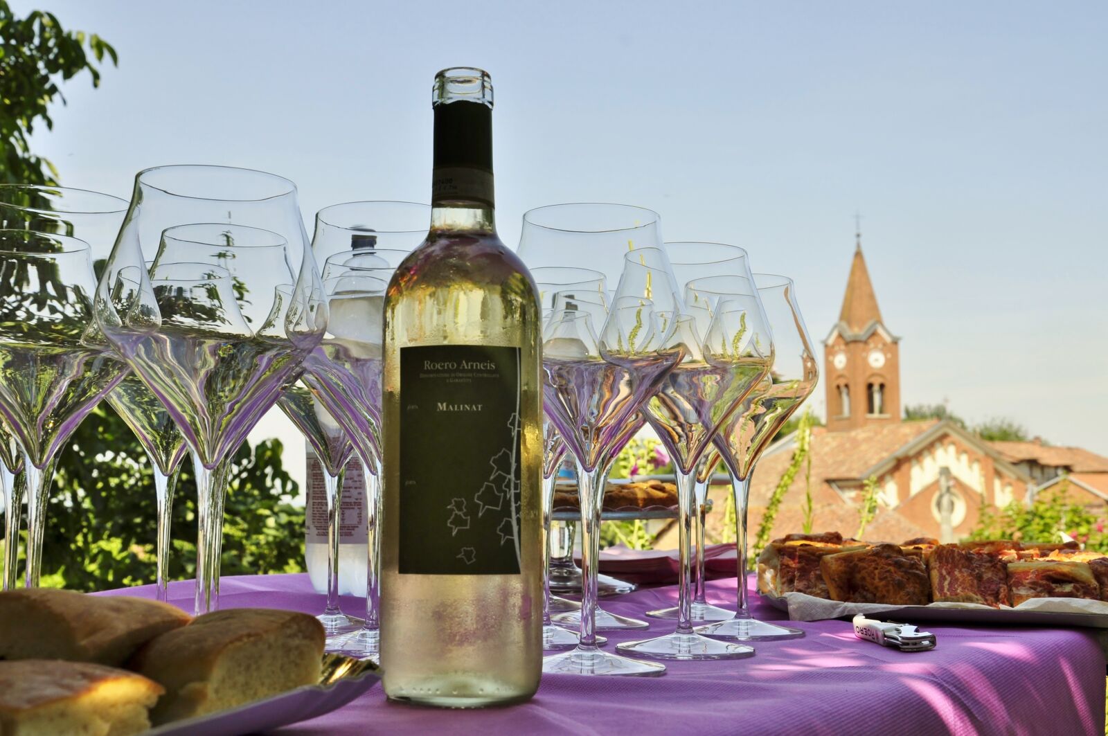 Nikon D5000 sample photo. Table, wine, grapes photography