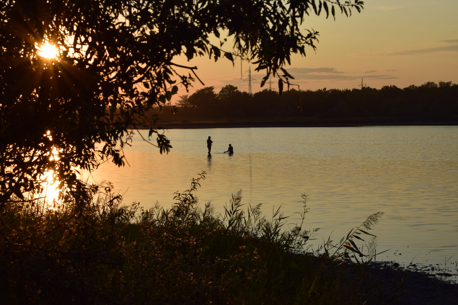 Nikon AF-P DX Nikkor 18-55mm F3.5-5.6G sample photo. Beautiful, dawn, dusk, lake photography