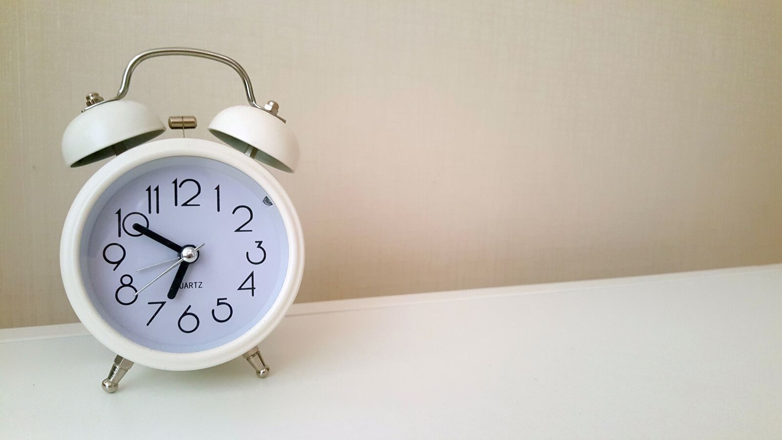 Samsung Galaxy Note5 sample photo. Alarm, clock, time photography