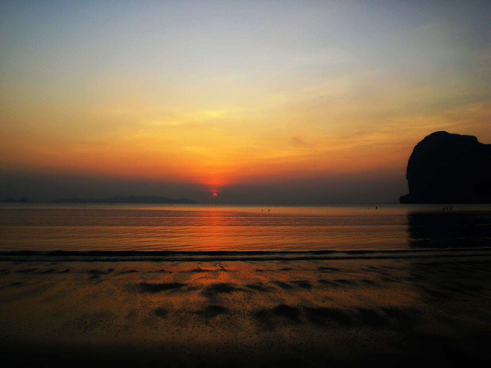 CASIO EX-Z75 sample photo. Sea, sky, beautiful photography