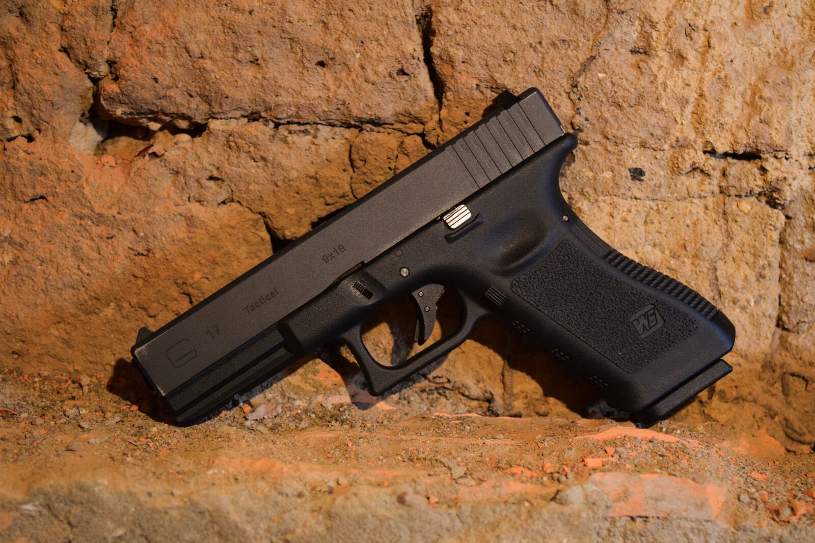 Nikon D3300 sample photo. Gun, glock, airsoft photography