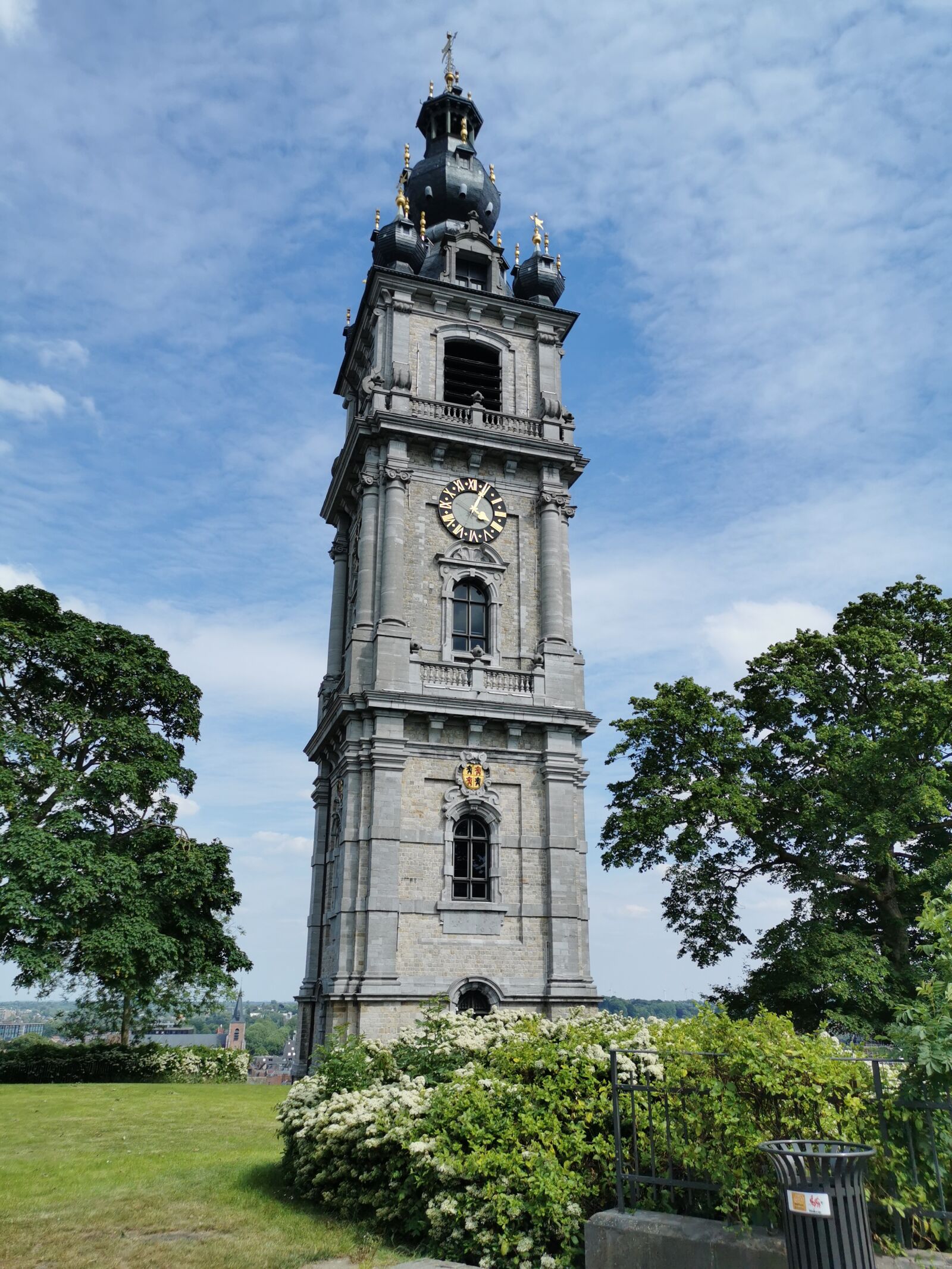 HUAWEI P30 sample photo. Monument, architecture, city photography