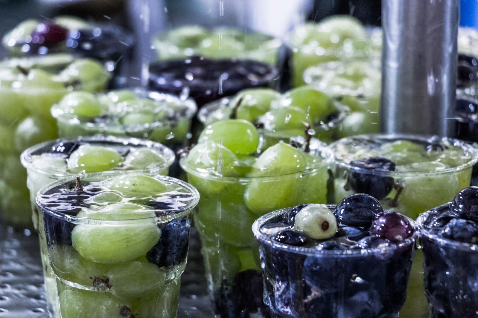 Canon EOS 80D sample photo. Fruit, grapes, nature photography