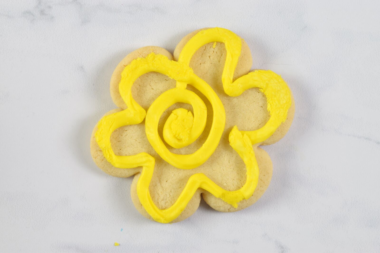 Nikon D5300 sample photo. Closeup, close-up, yellow photography