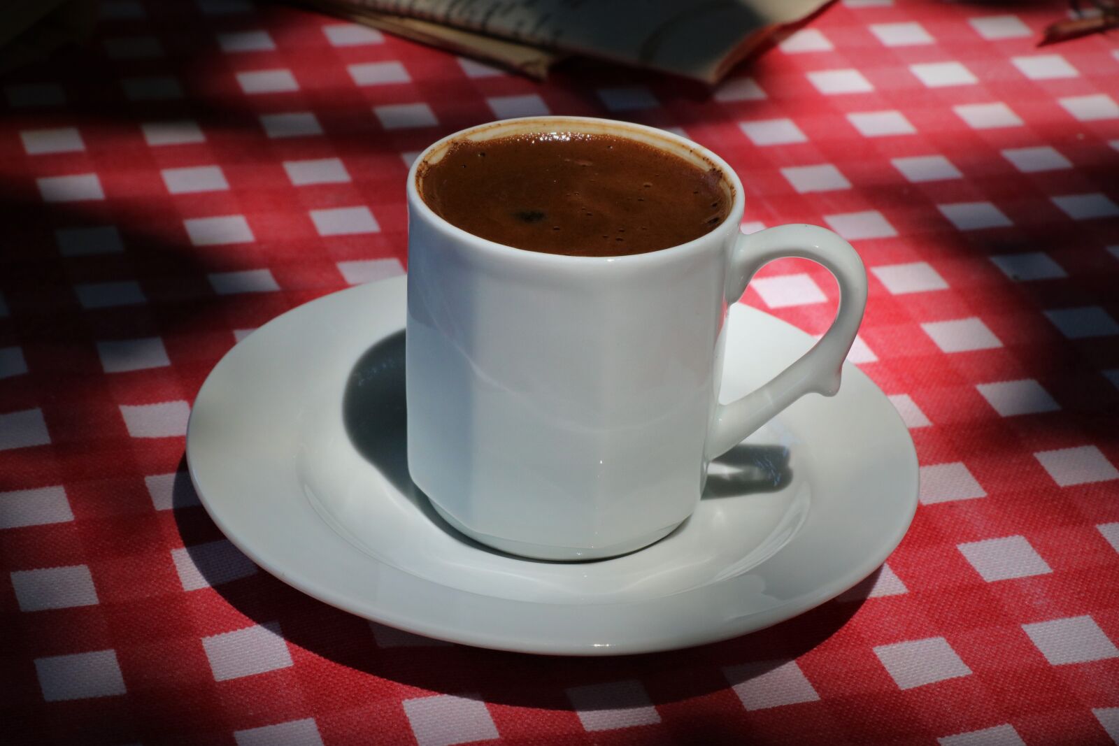 Canon EOS 760D (EOS Rebel T6s / EOS 8000D) sample photo. English, coffee, istanbul photography