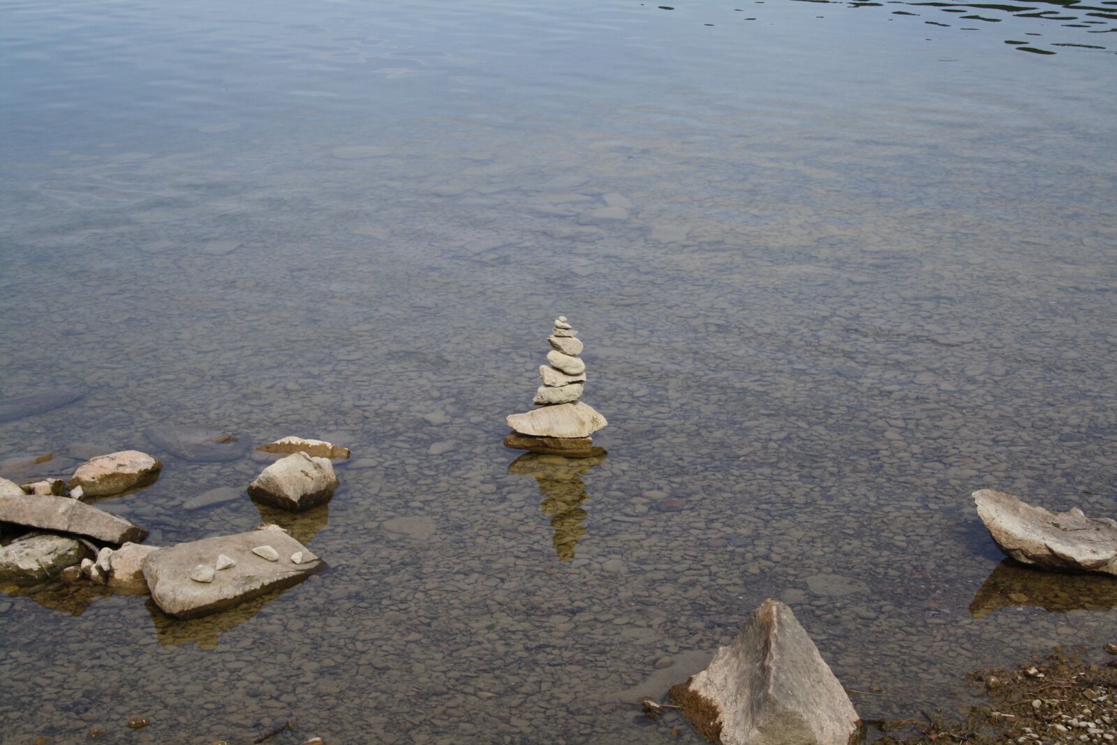 Canon EOS 1000D (EOS Digital Rebel XS / EOS Kiss F) sample photo. Alpsee, lake, stones photography