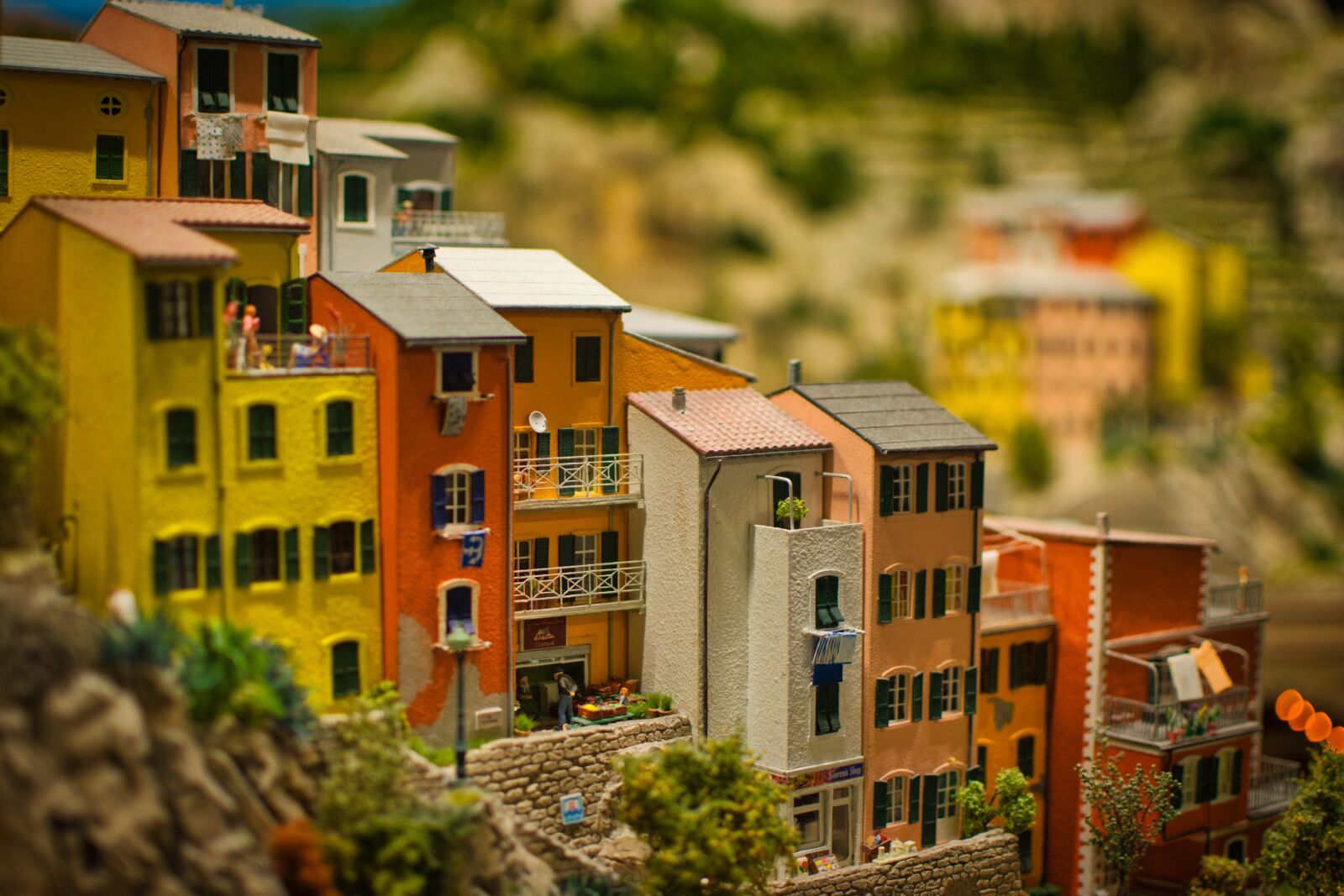 Nikon D5300 sample photo. Miniature world, wonderland, houses photography