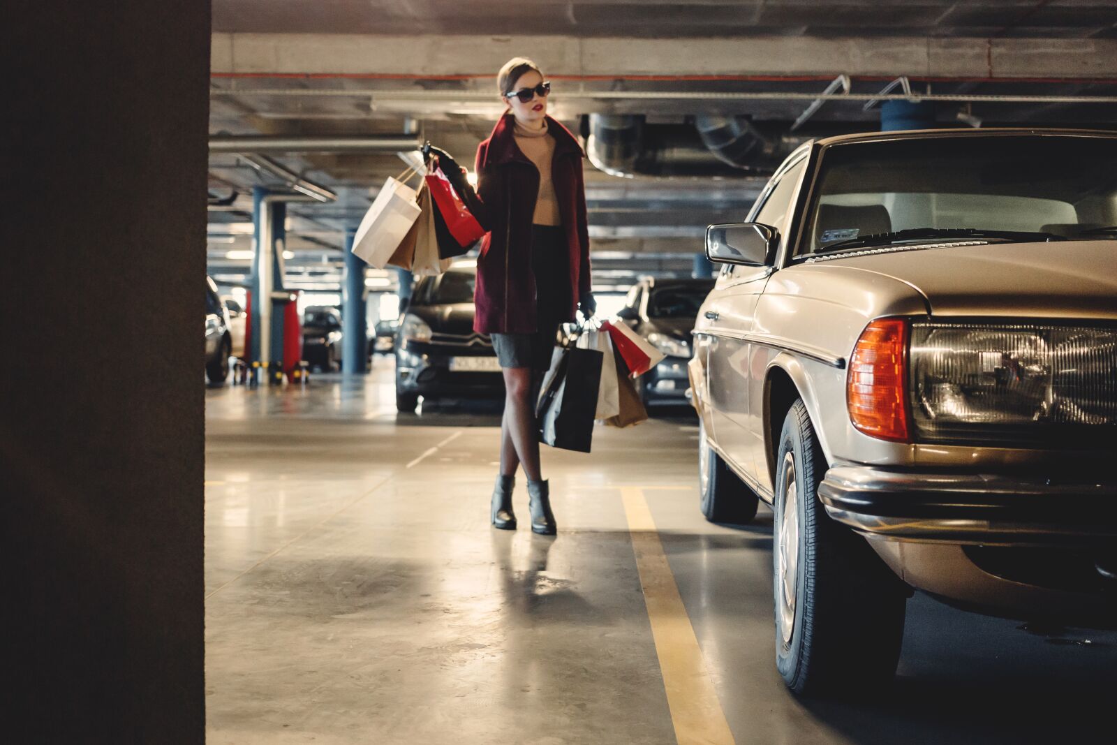 Canon EOS 6D + Canon EF 40mm F2.8 STM sample photo. People, woman, fashion photography