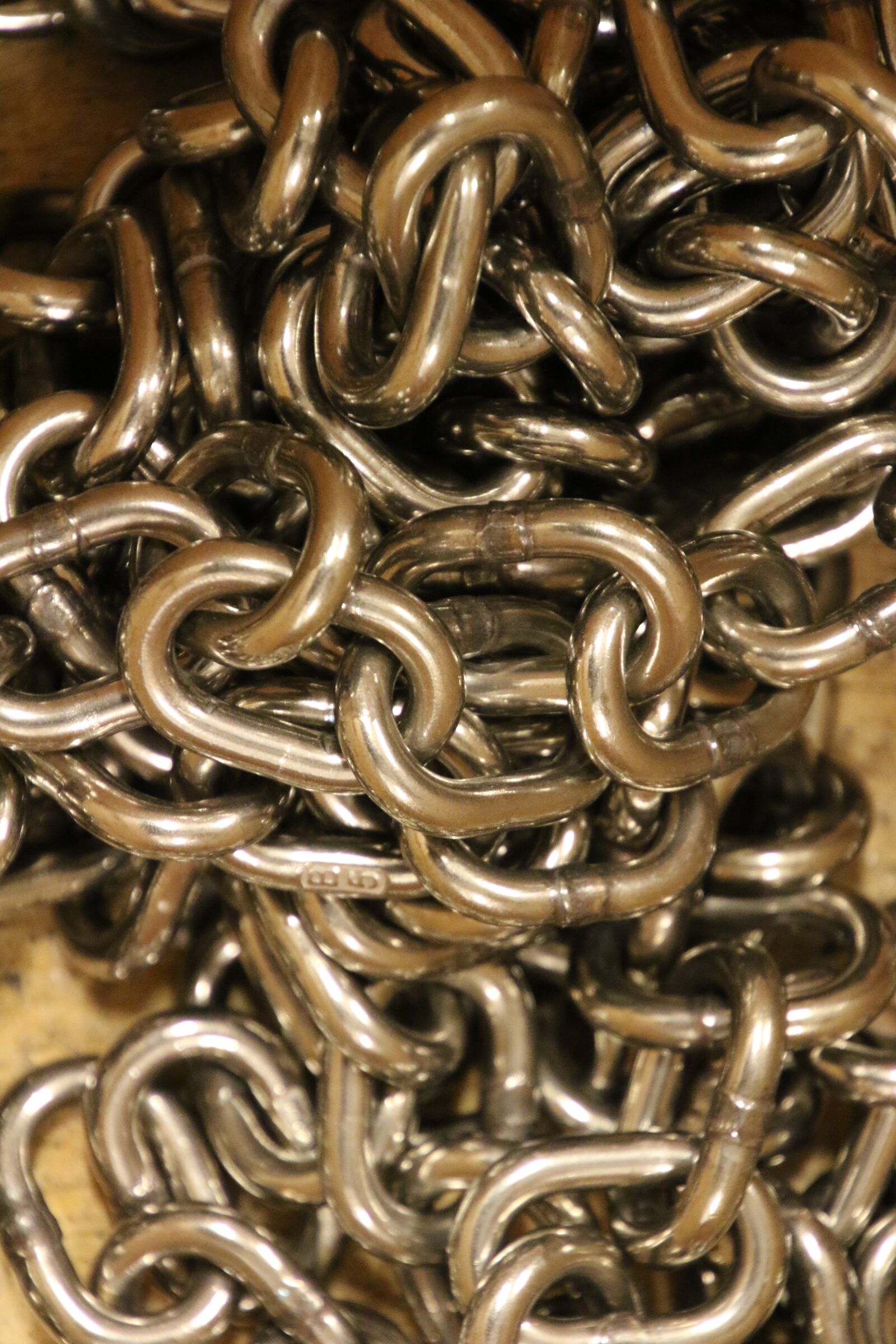 Canon EOS 7D Mark II sample photo. Iron, steel, chain photography