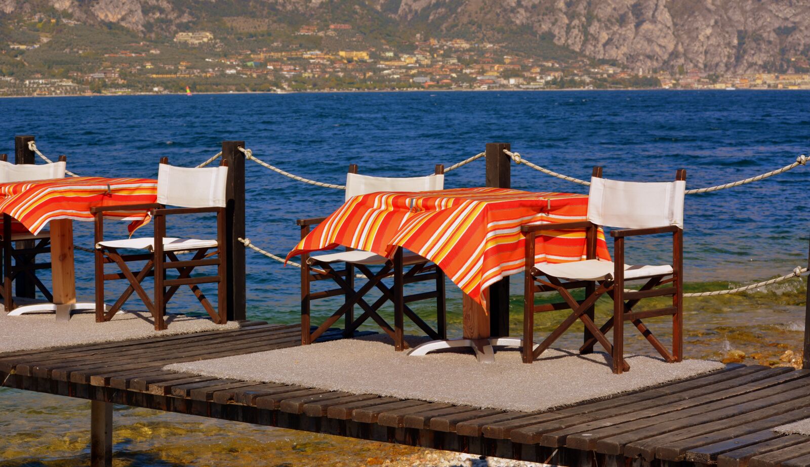 Nikon D7100 sample photo. Coffee table, lake, jetty photography