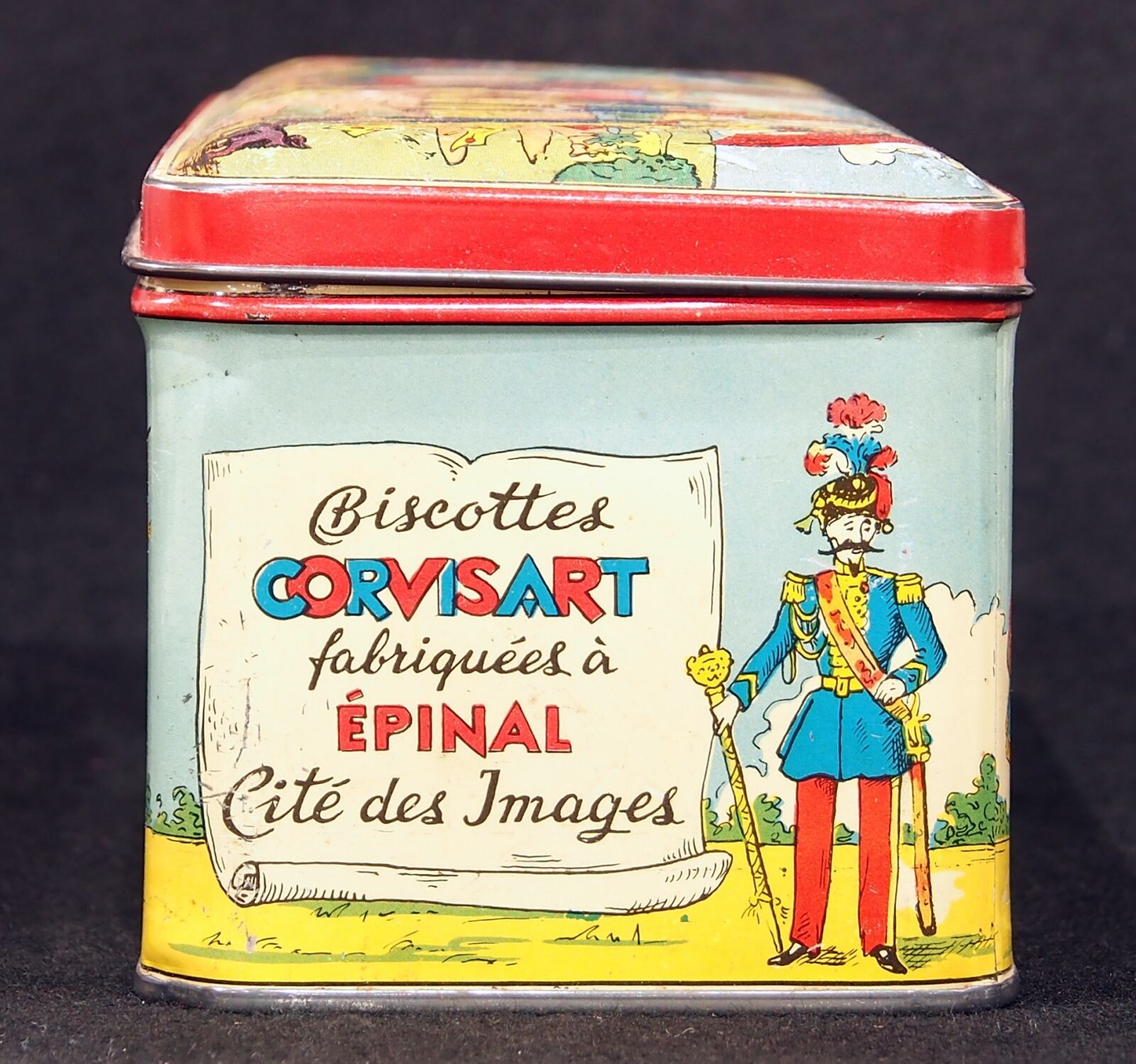 OLYMPUS M.12-50mm F3.5-6.3 sample photo. Biscottes corvisart, box, tin photography
