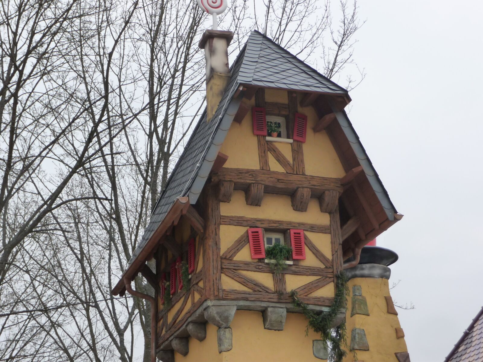 Panasonic Lumix DMC-TZ4 sample photo. House, architecture, medieval photography